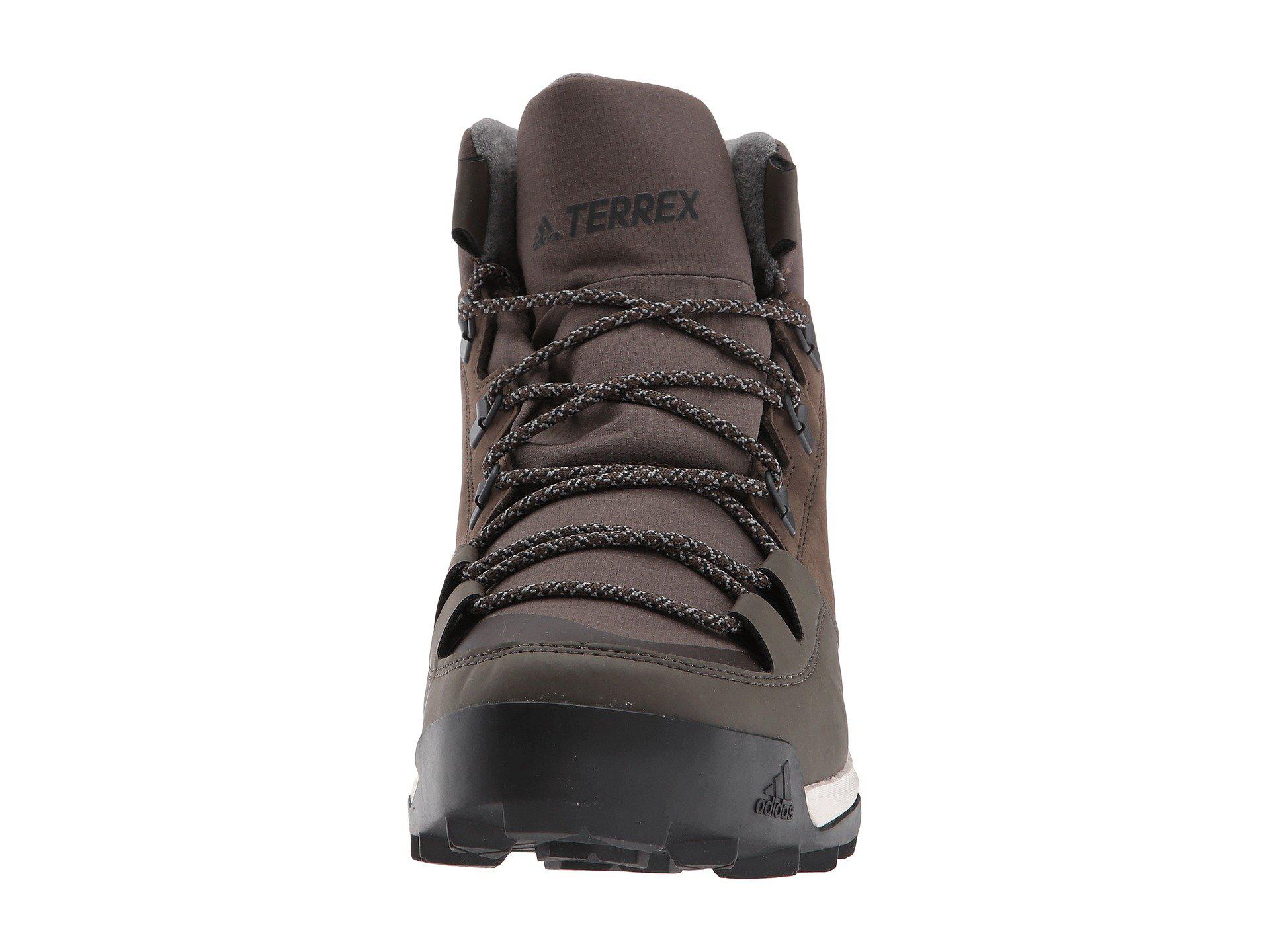 terrex winterpitch