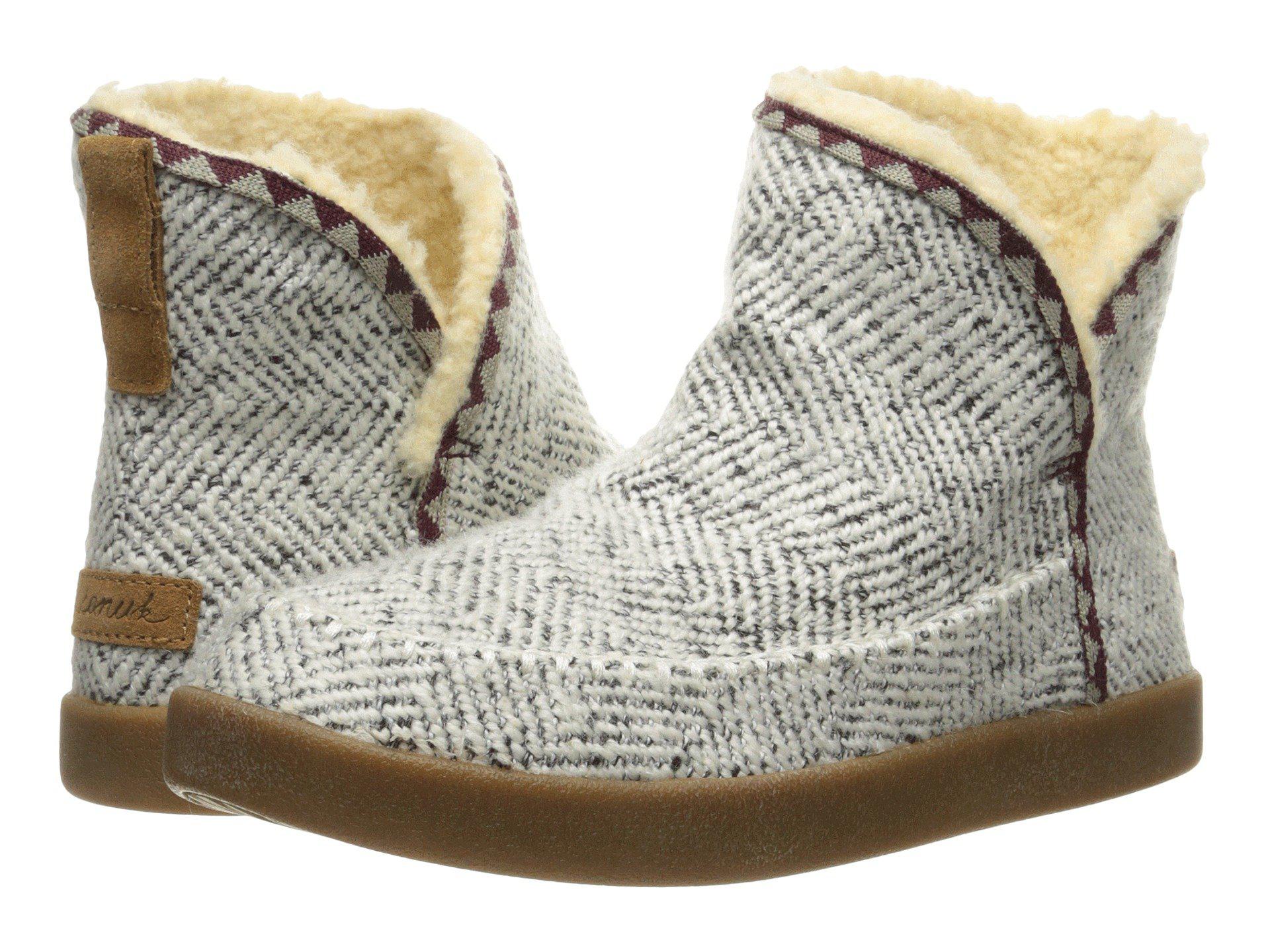 sanuk womens boots