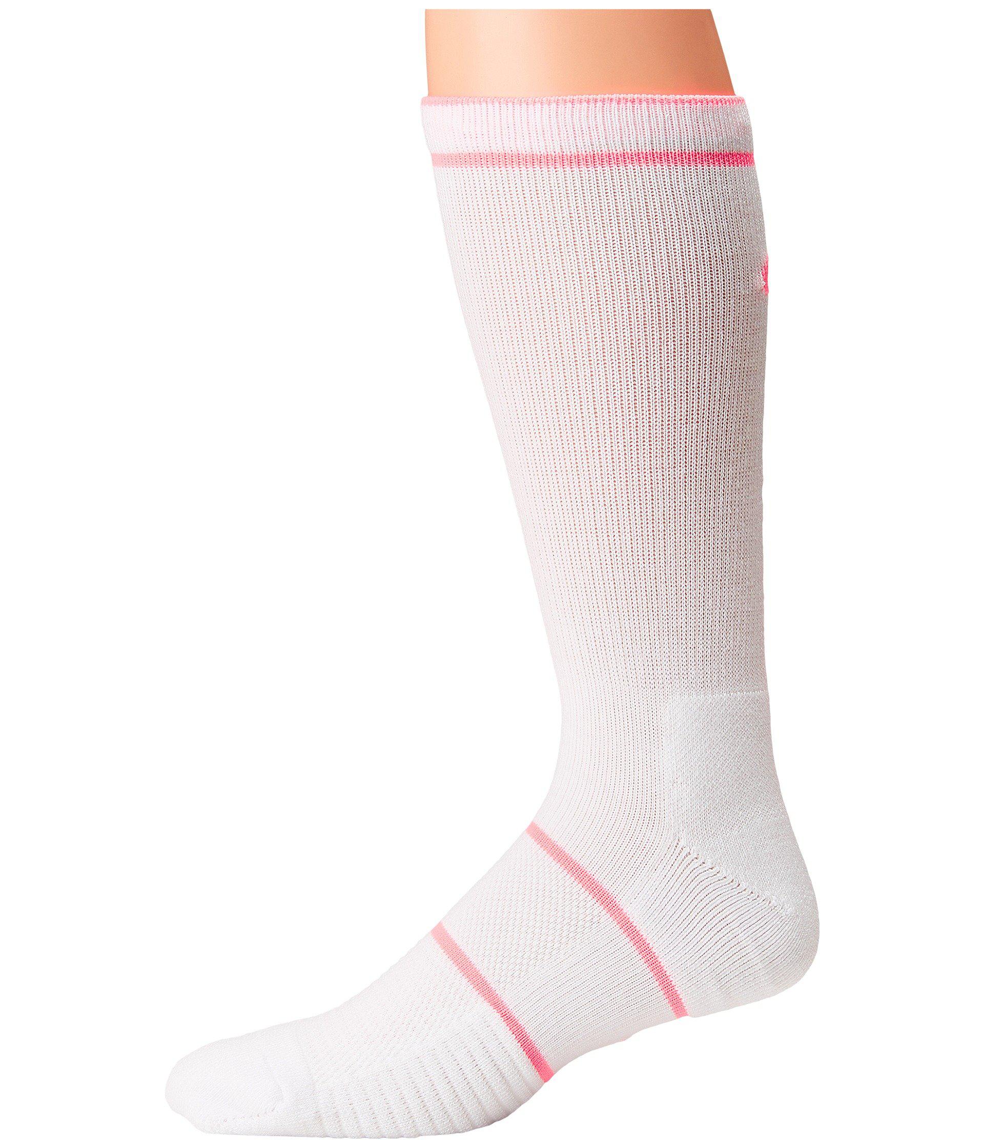 nike court essentials crew tennis socks