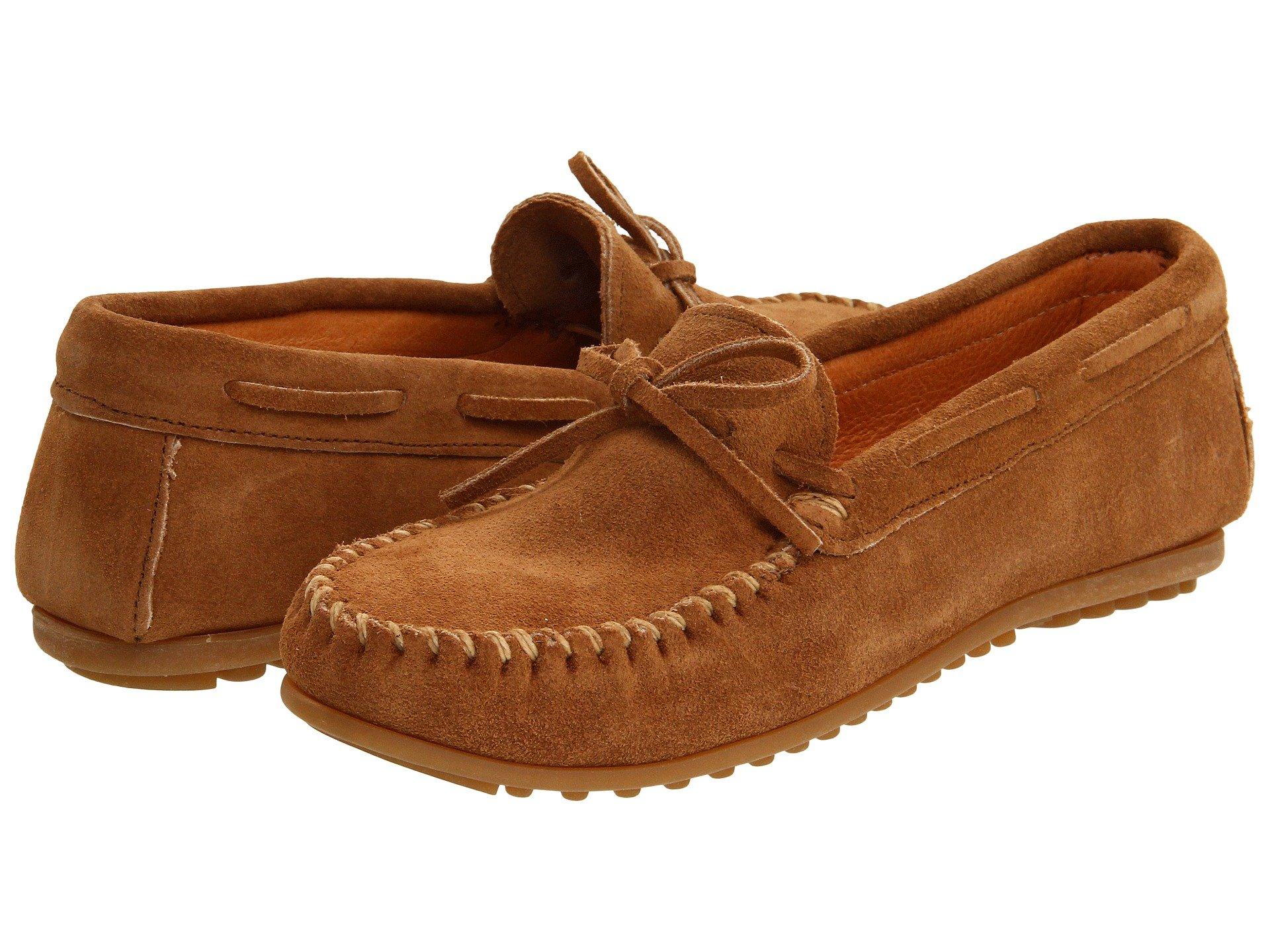 minnetonka classic driving shoe