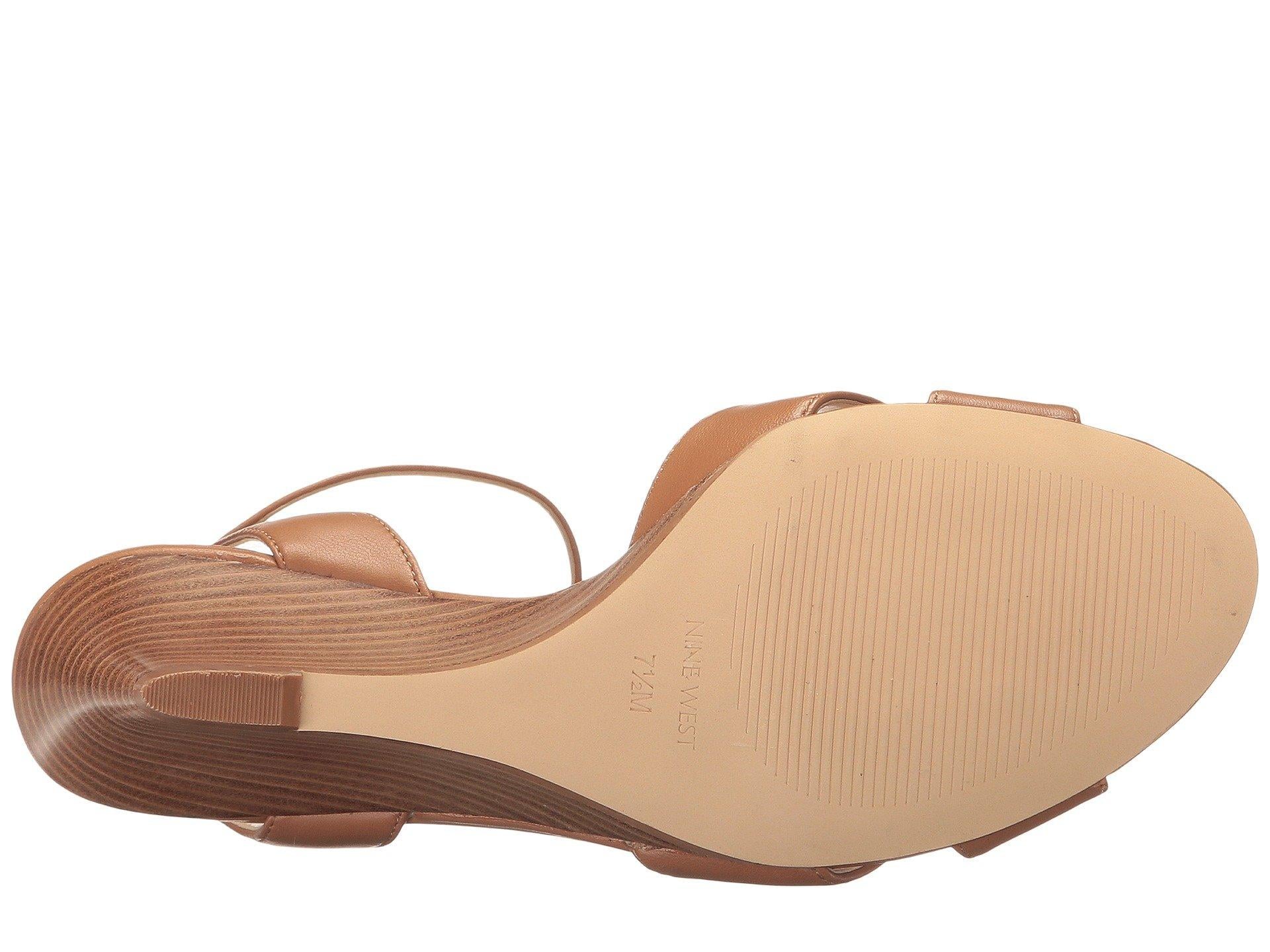 nine west kami wedge