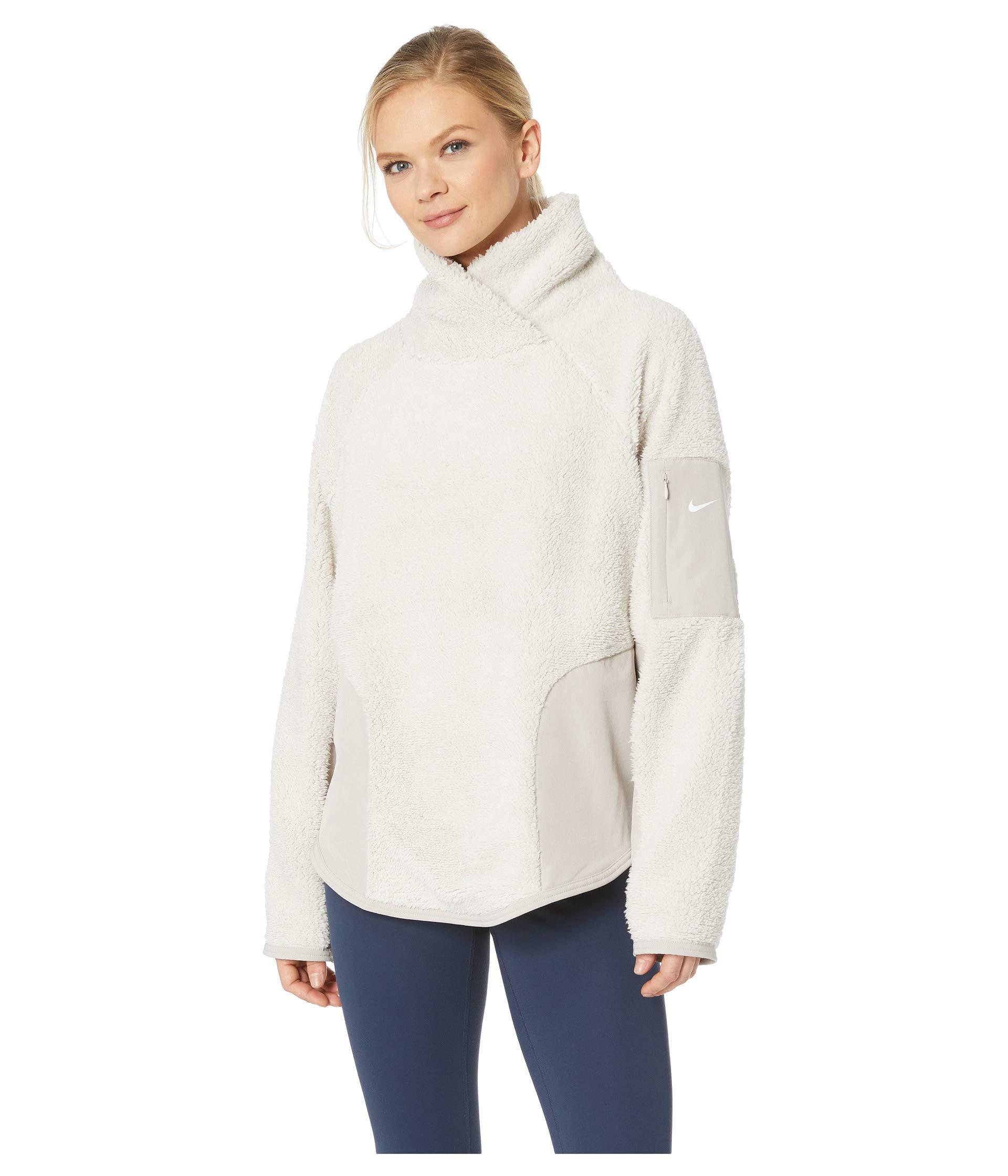 nike sherpa pullover women's