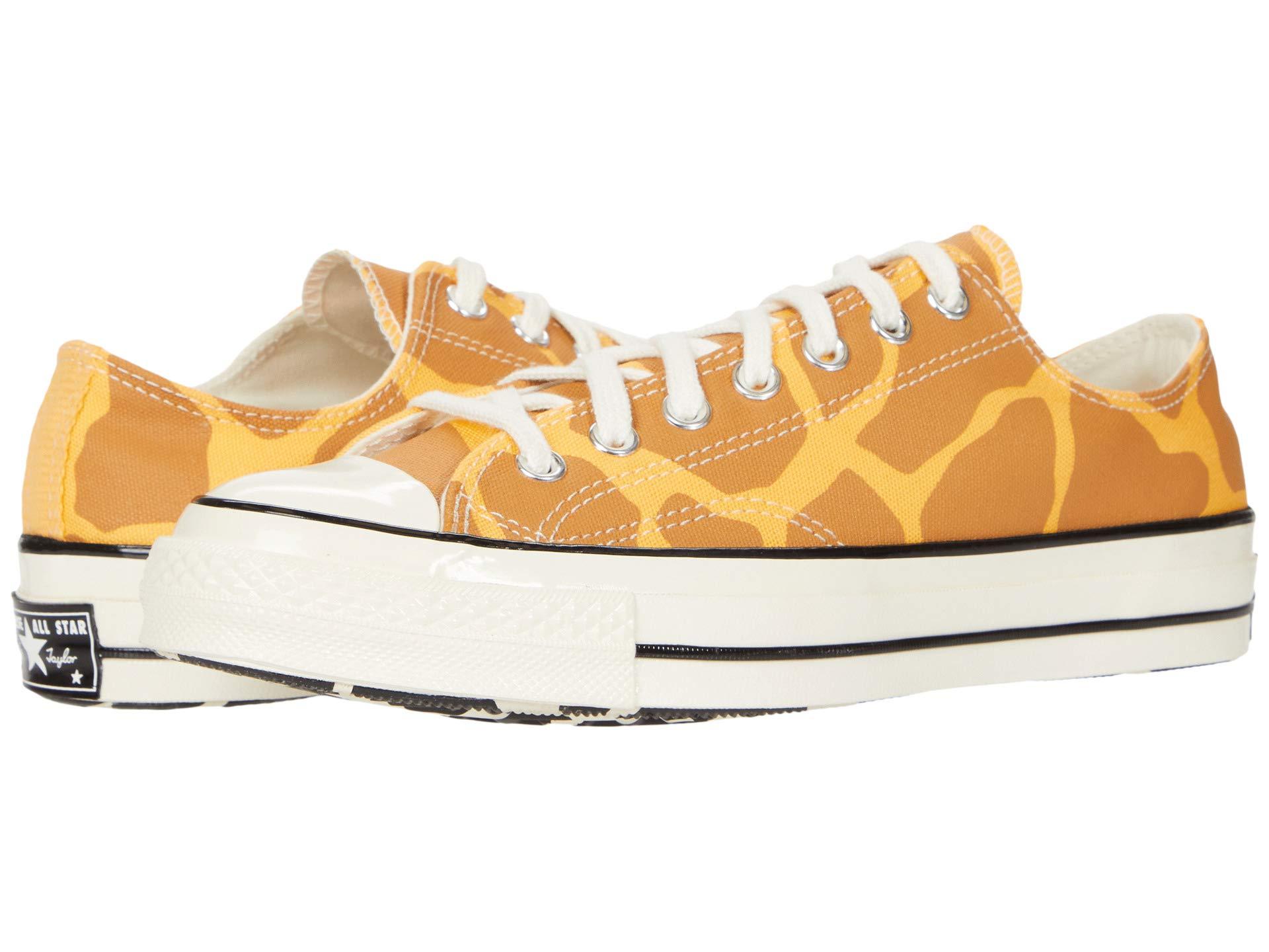 giraffe print converse