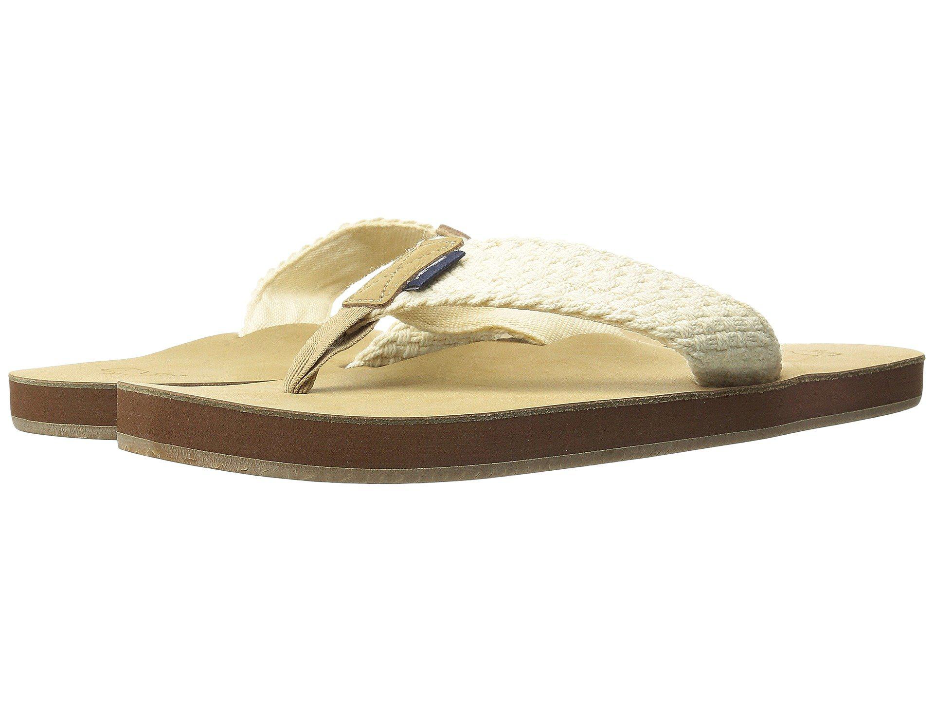 vineyard vines flip flops mens