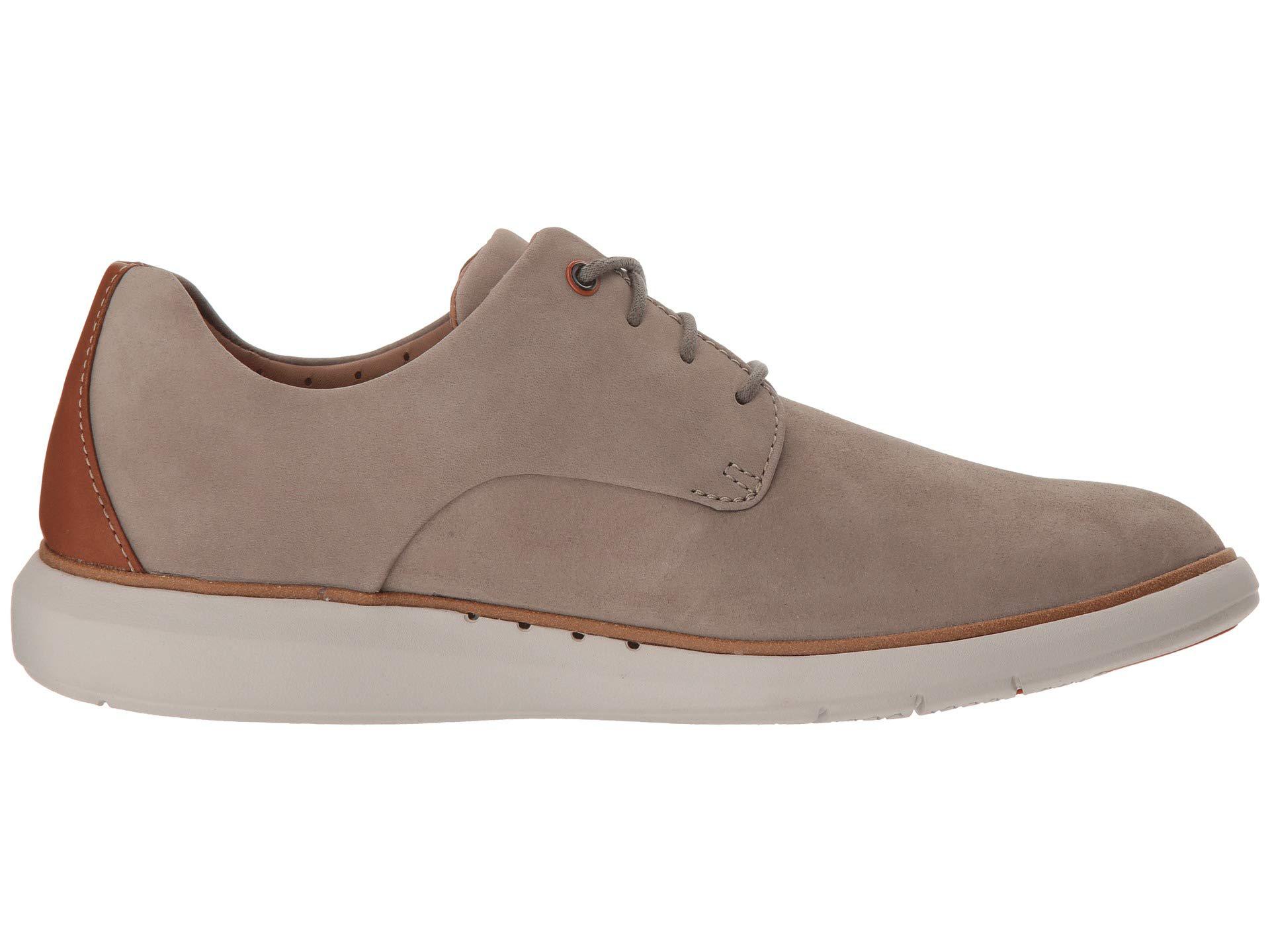 un voyage plain clarks
