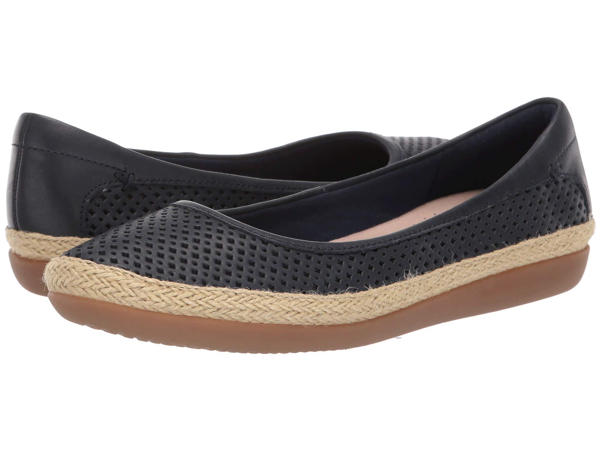 Clarks Leather Danelly Adira in Navy 