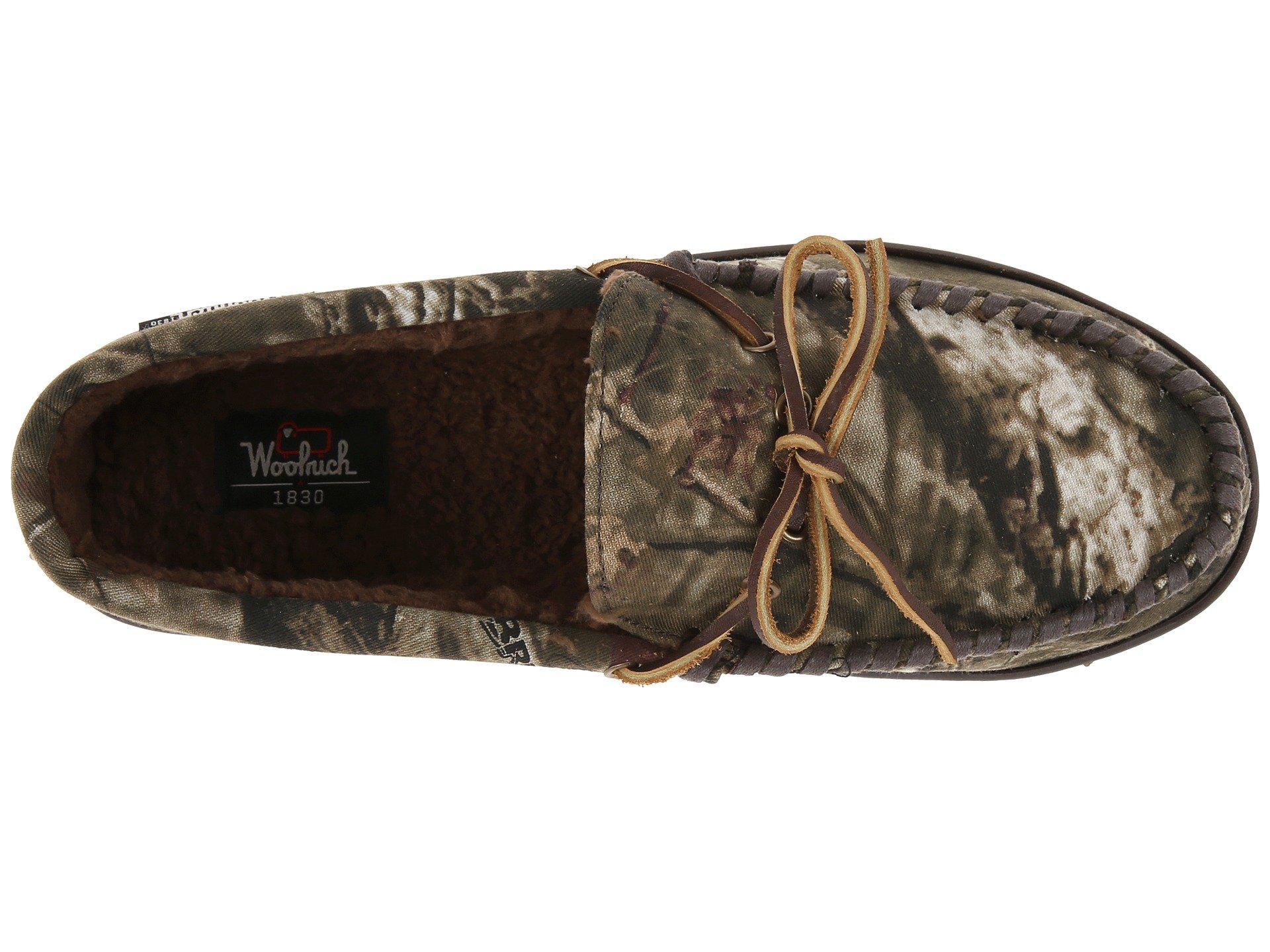mossy oak moccasins