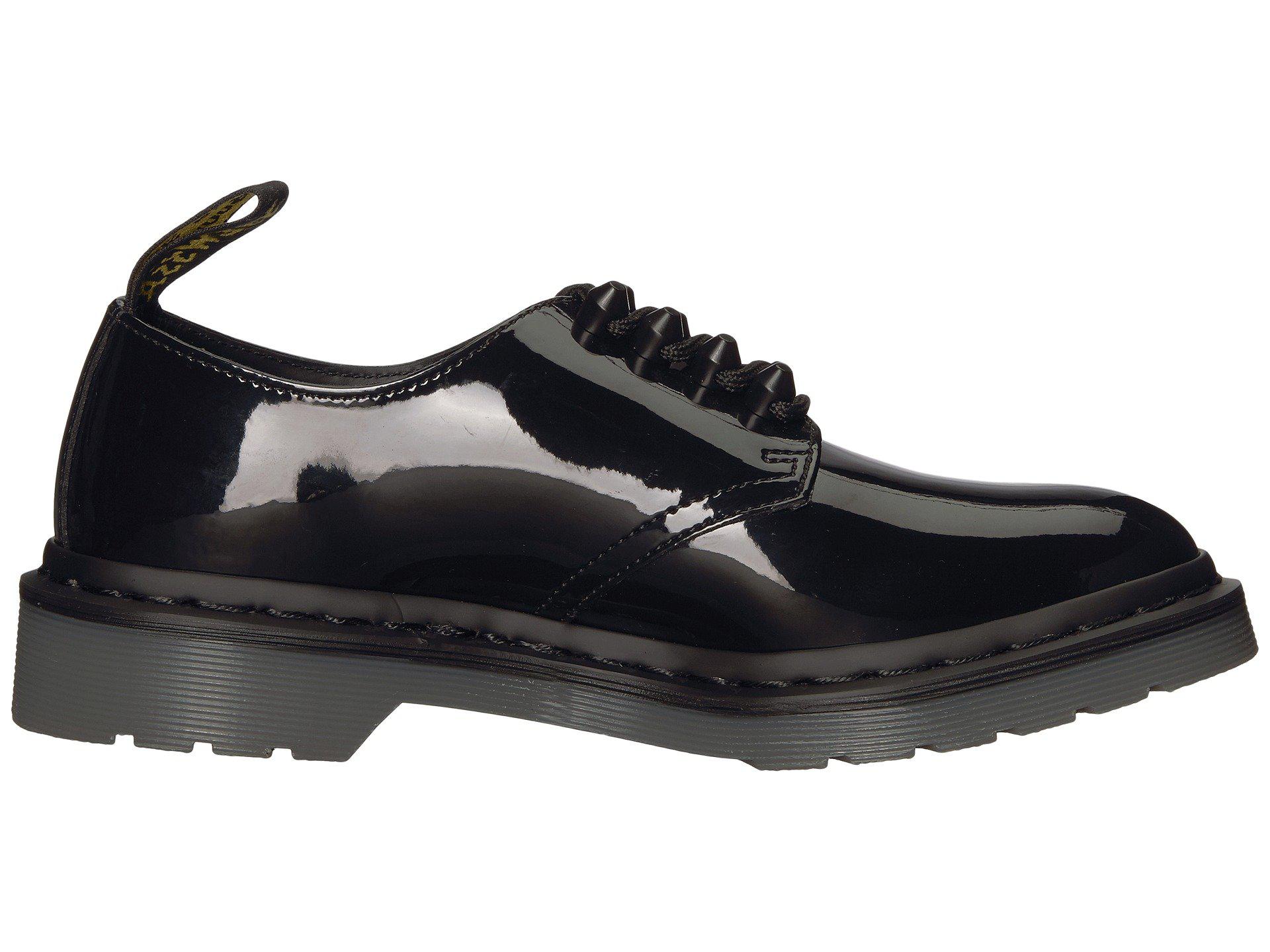 dr martens smiths stud