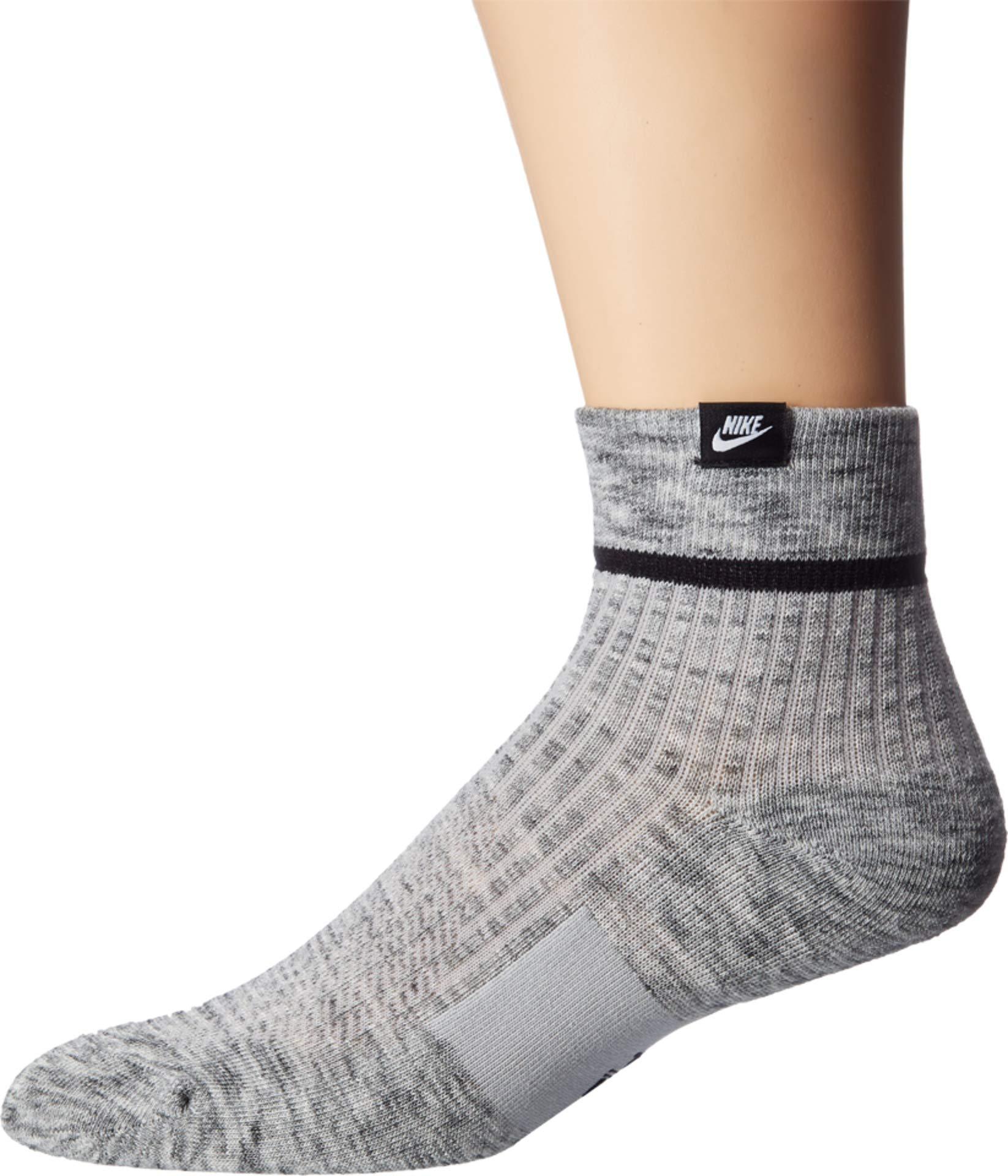 Nike Women's Gray Sneaker Sox Essential Ankle Socks 2-pair Pack