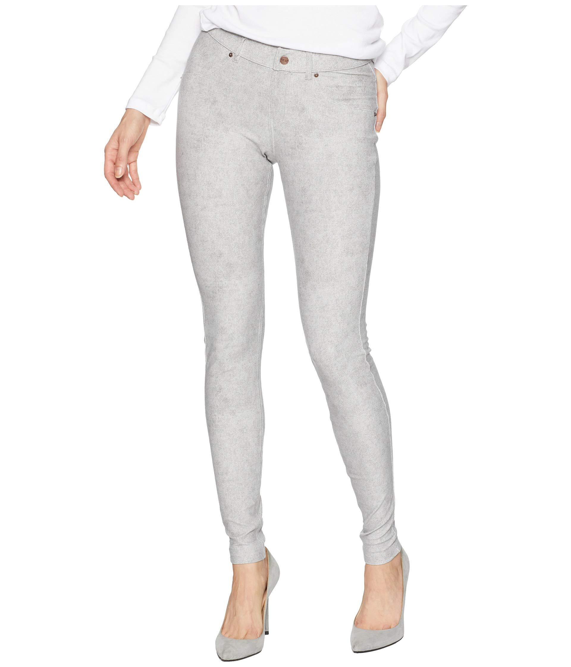 Hue Essential Denim Leggings (deep Indigo Wash) Women's Jeans in Blue - Lyst