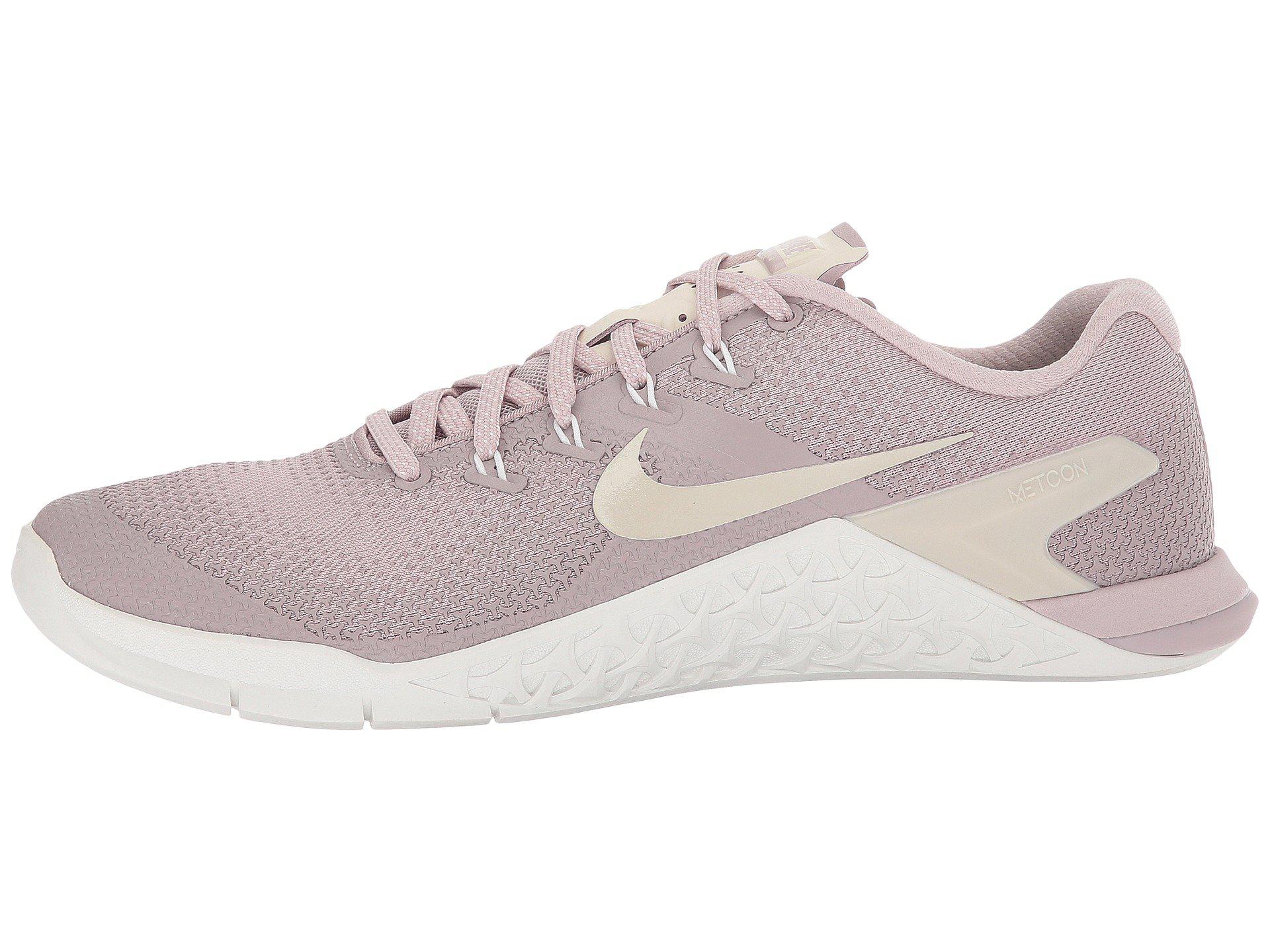 nike metcon 4 particle rose