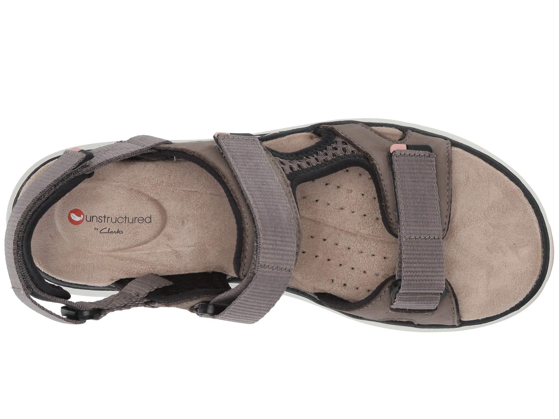 clarks un roam step sandal