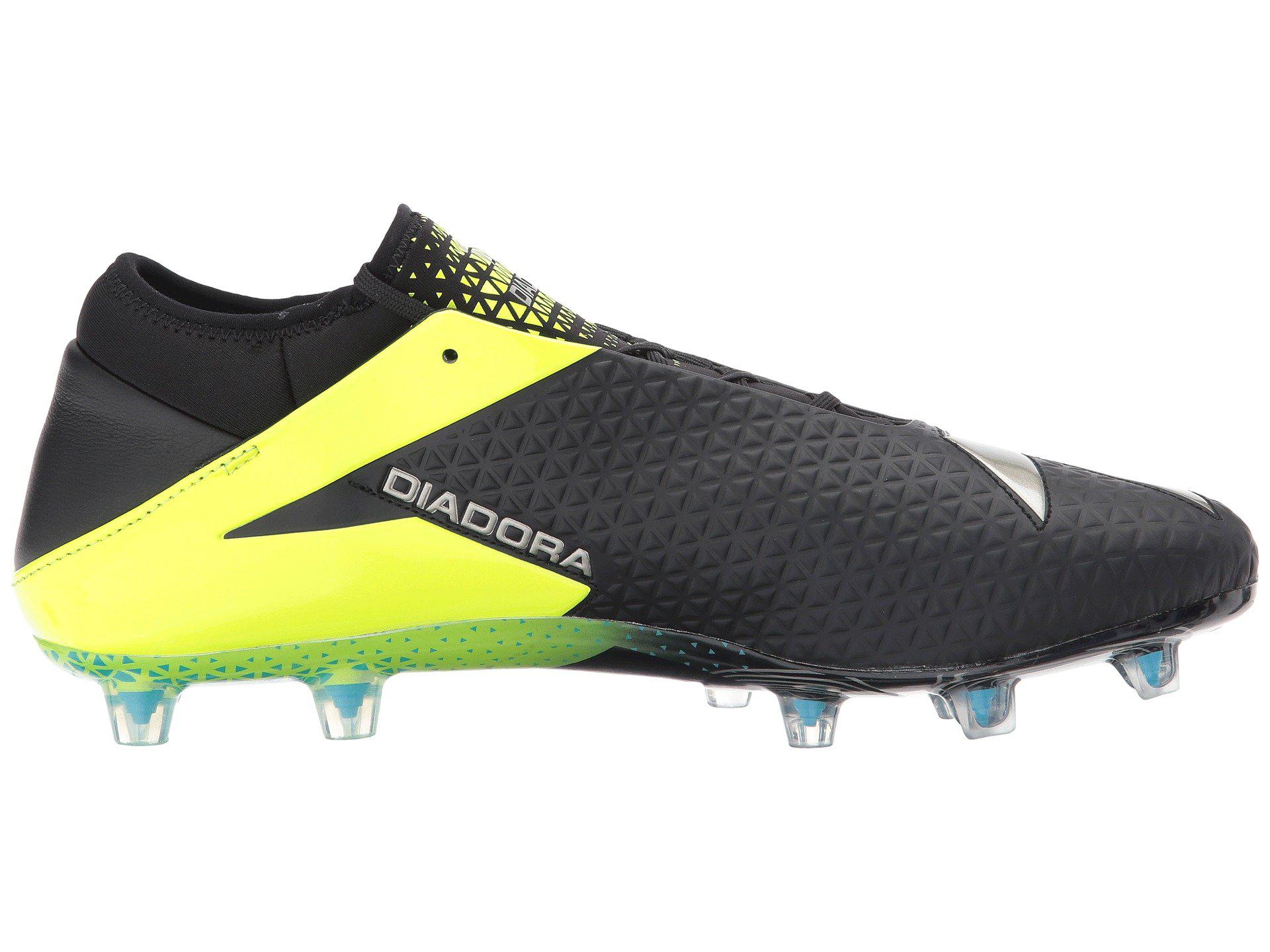 diadora men's soccer cleats