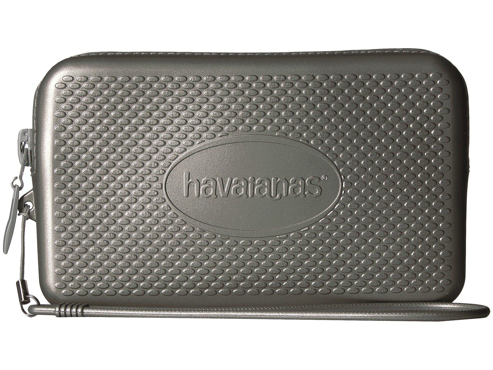 havaianas pouch