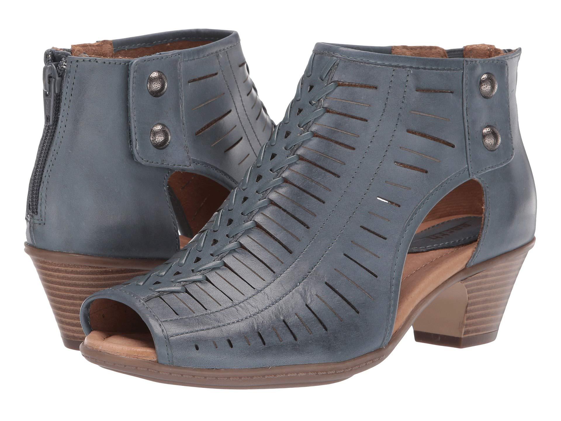 vicki leather boots by earth