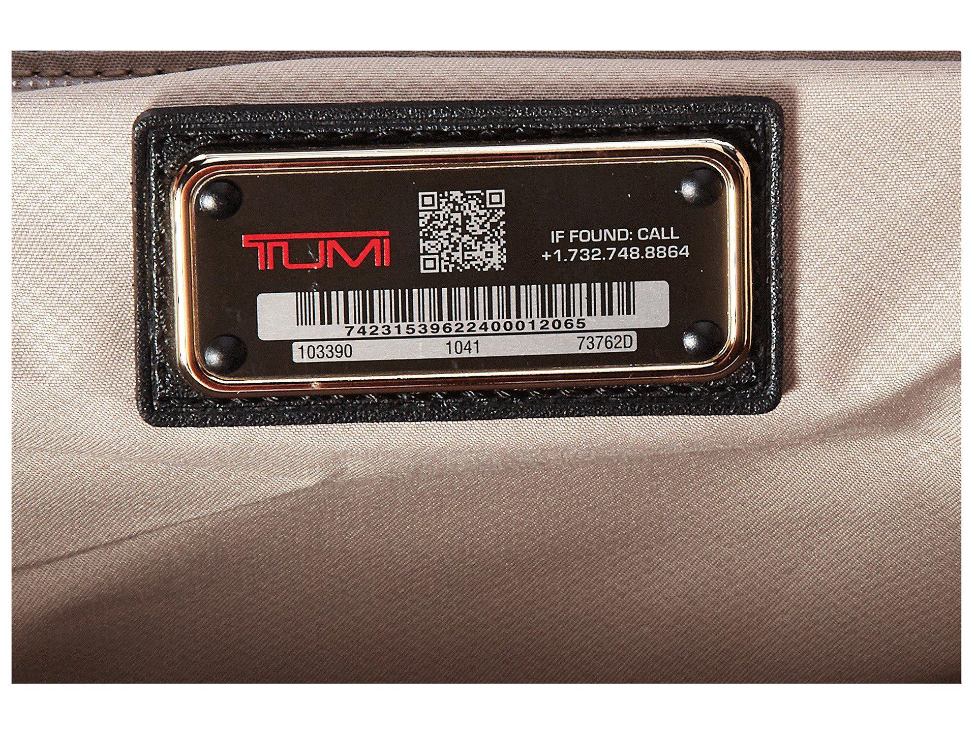 tumi larkin annandale duffel