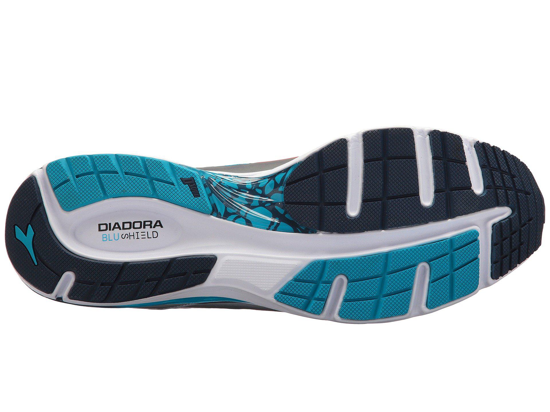 diadora mythos blushield bright