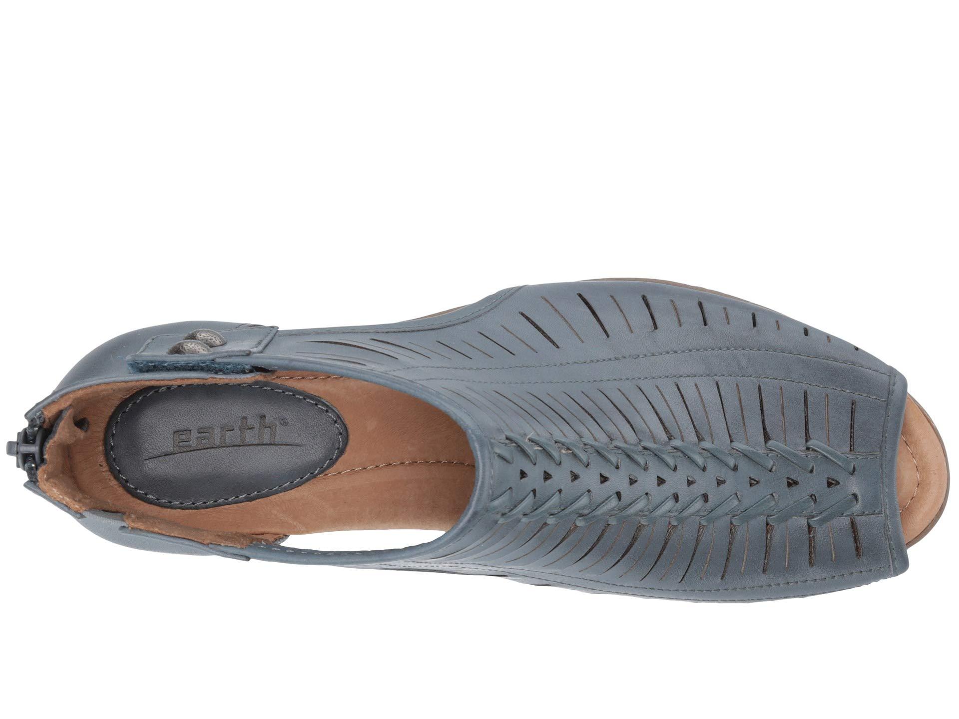 vicki leather boots by earth