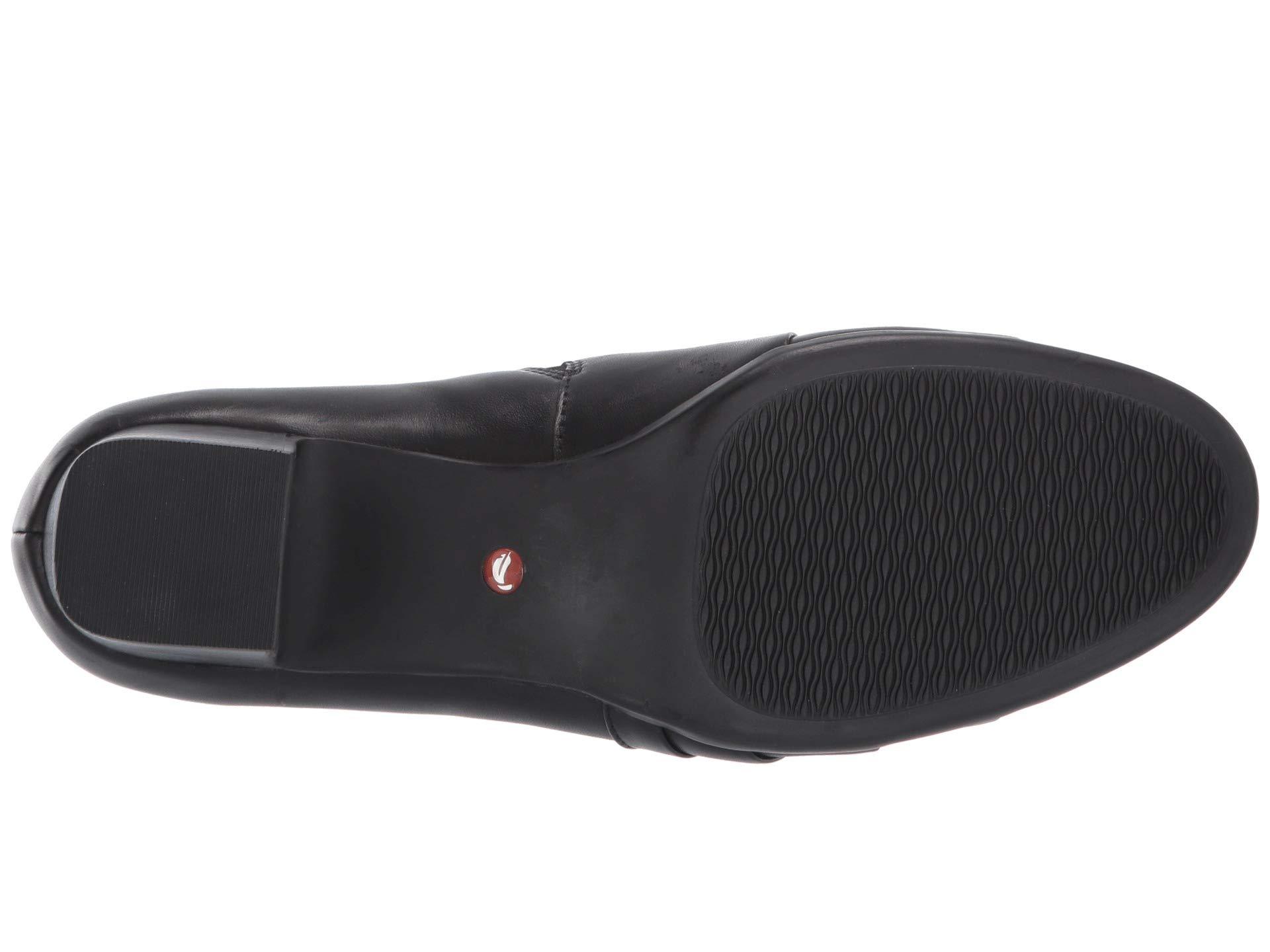un damson clarks