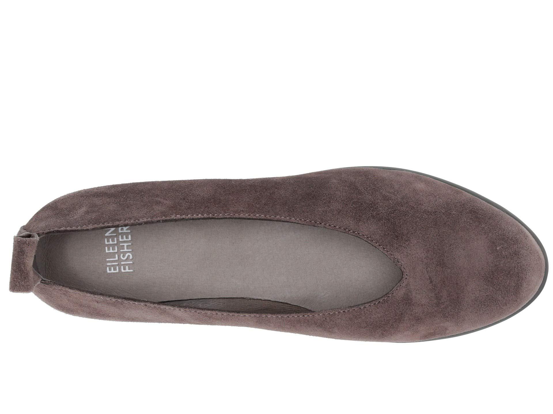 eileen fisher humor flat