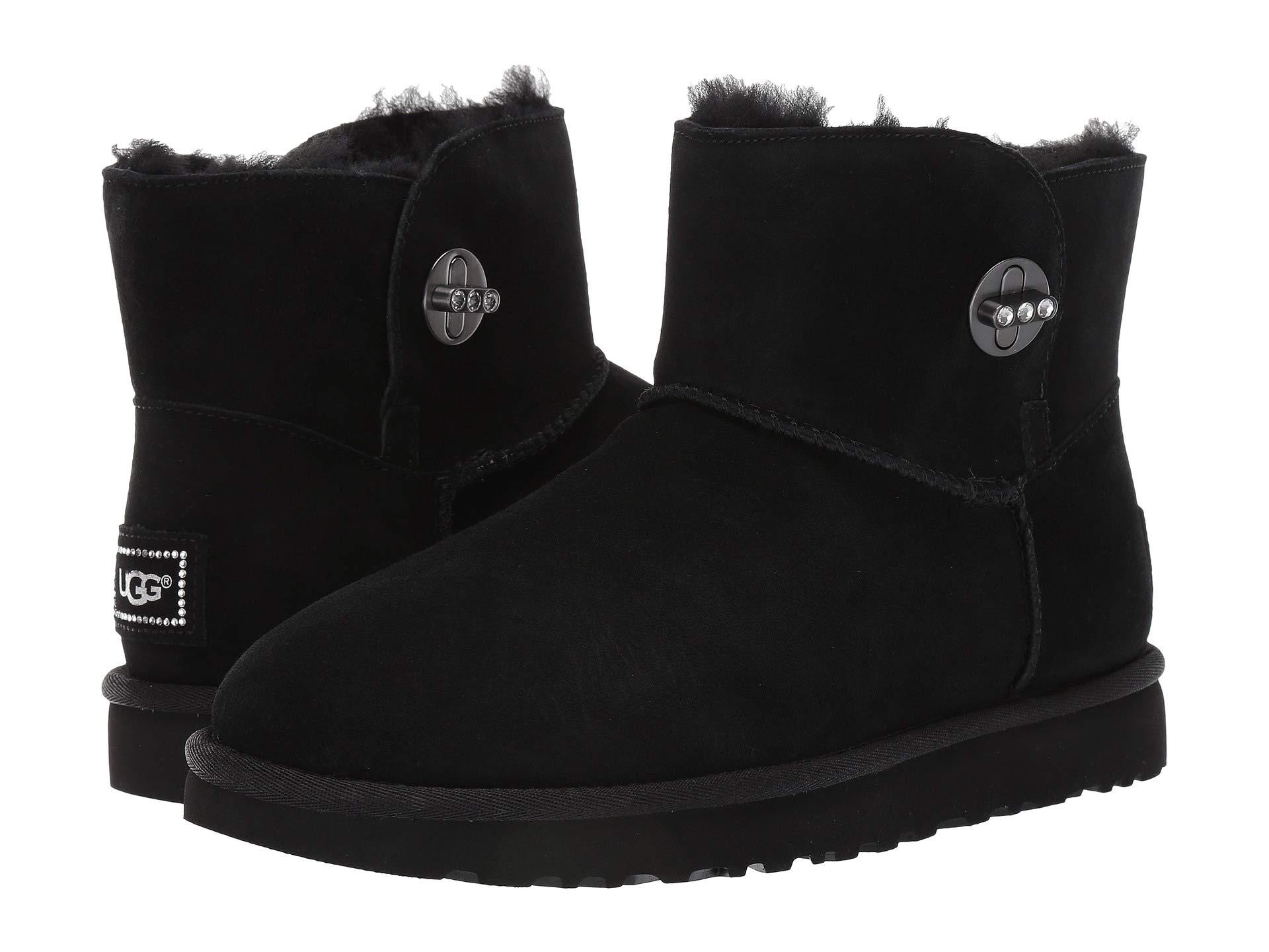 ugg turnlock boots