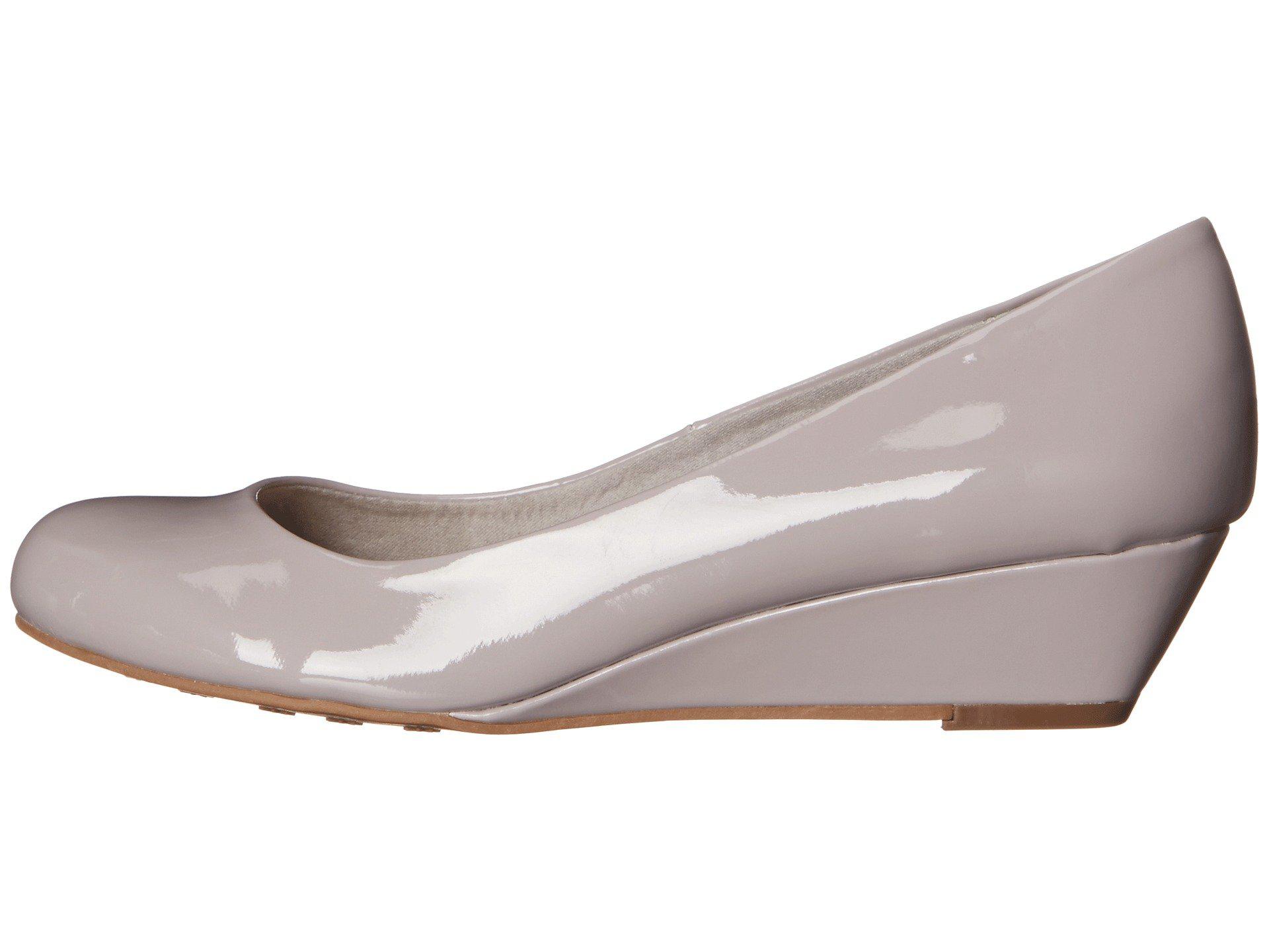 dirty laundry dl marching wedge pump