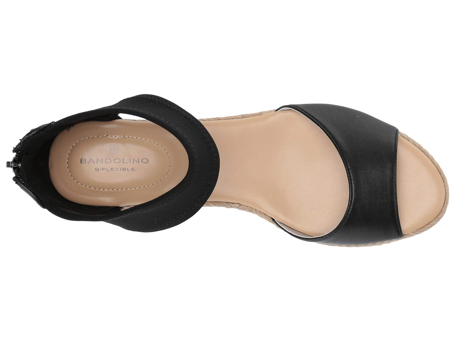 bandolino b flexible wedges