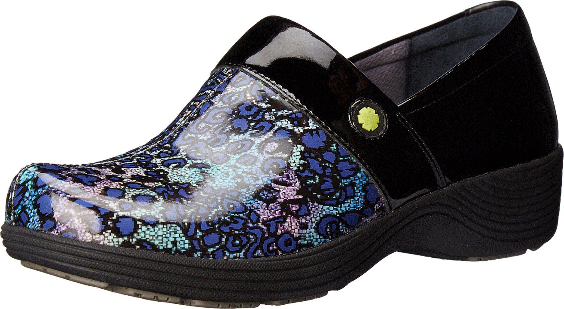 Dansko camellia 2025