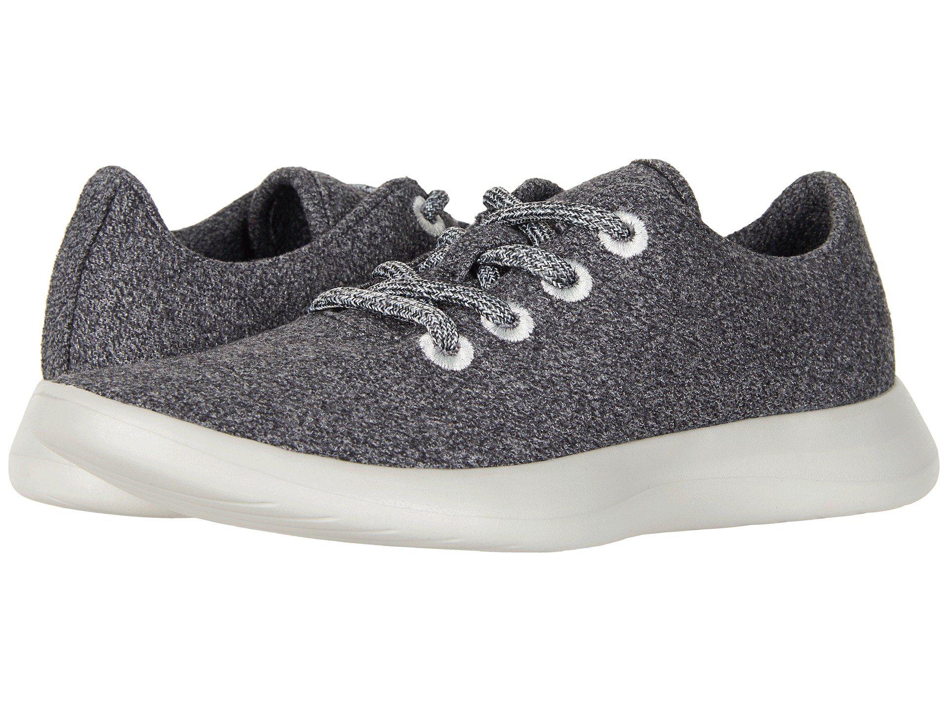 steve madden traveler sneakers