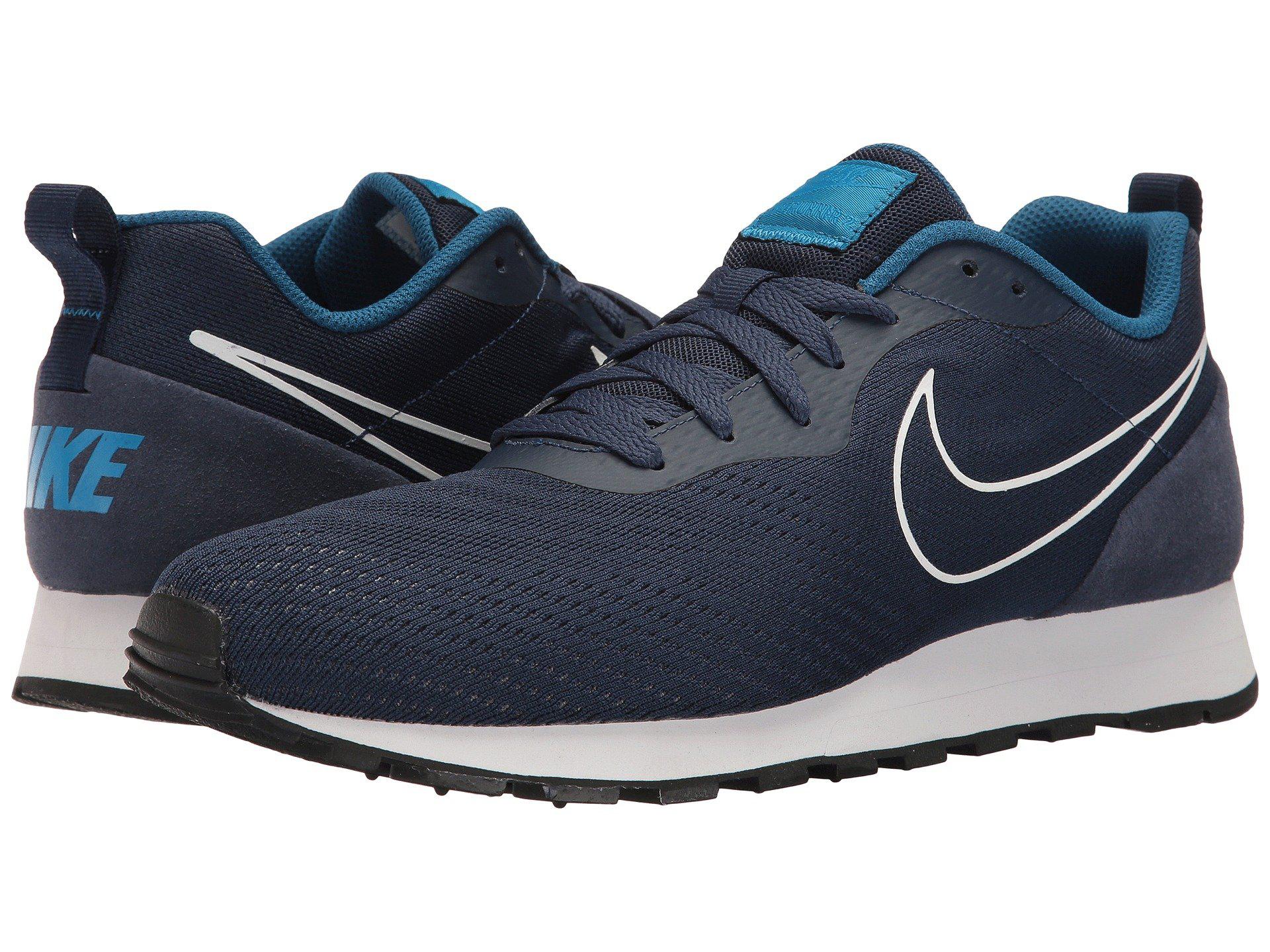 nike navy runners