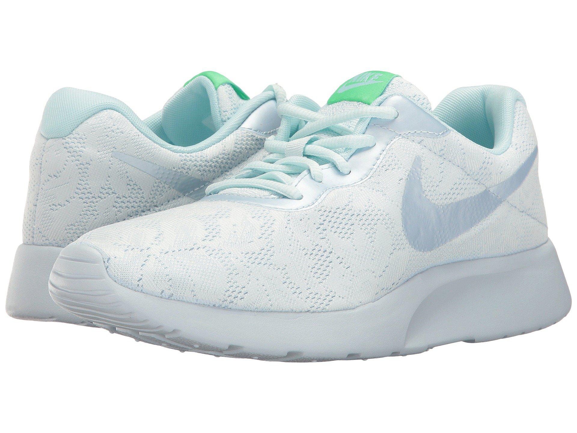 {keywor d} nike wmns tanjun eng