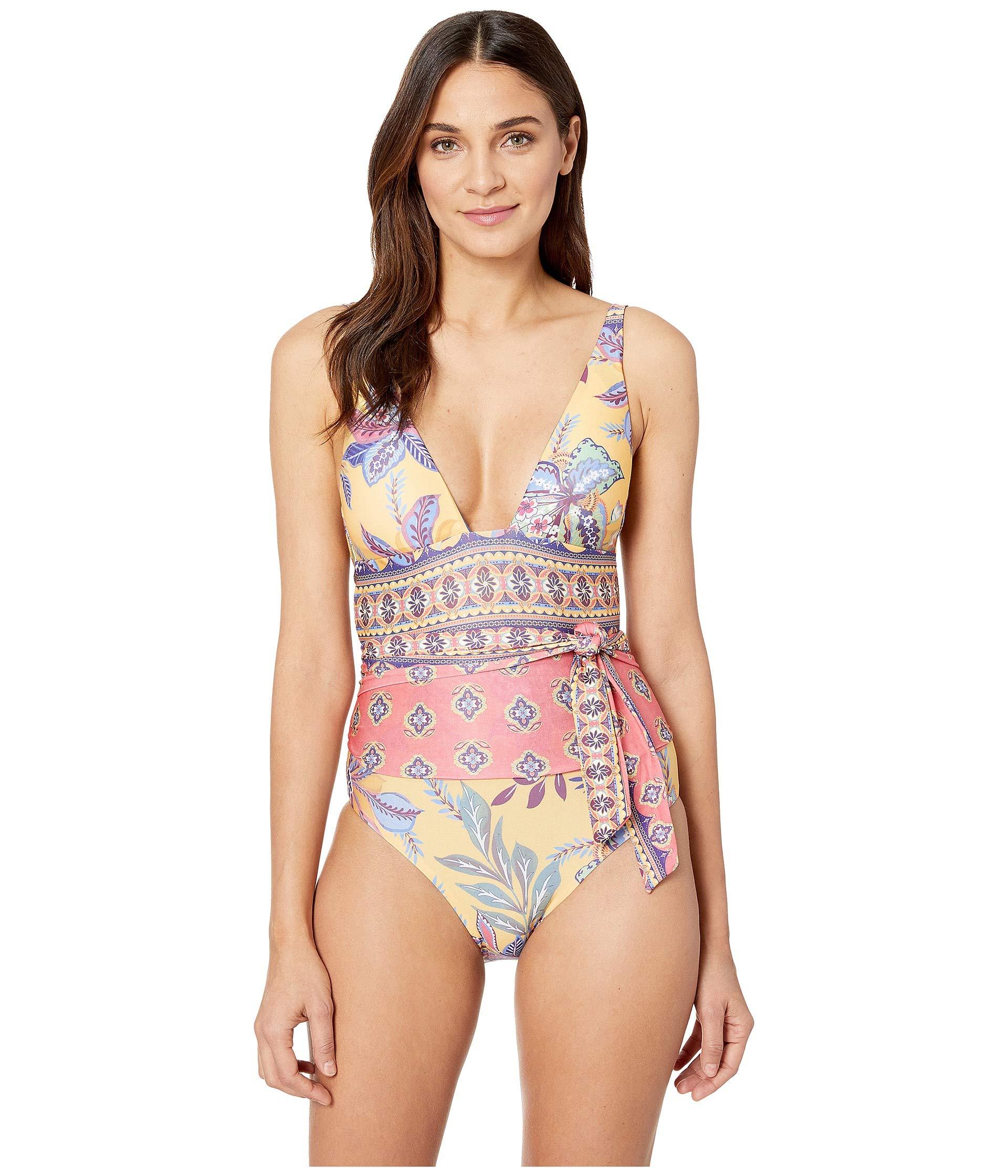 becca tapestry bloom