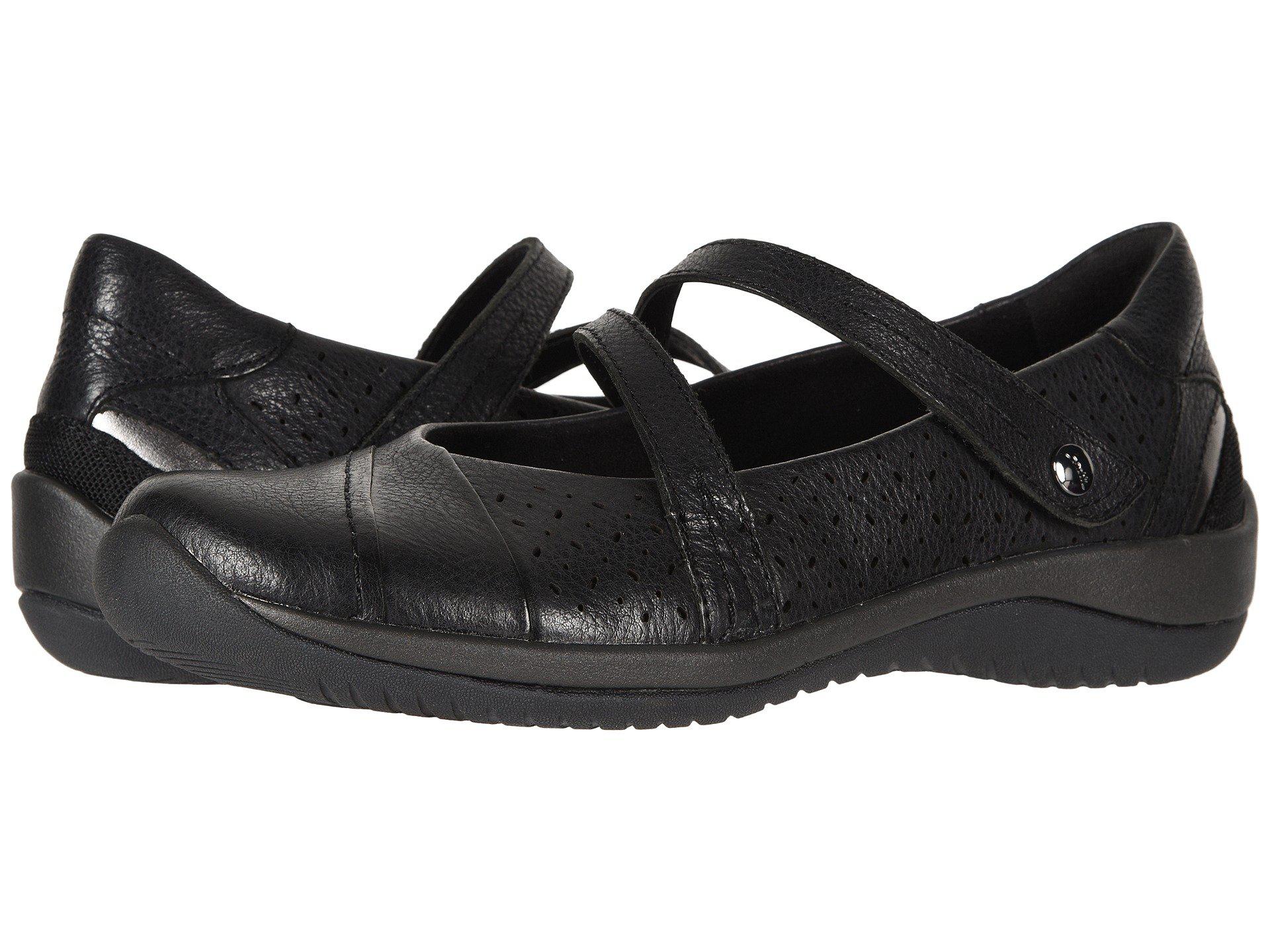 black old lady shoes