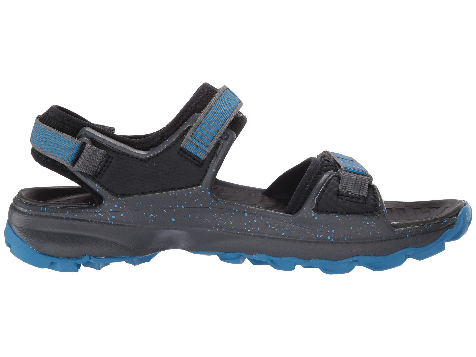 choprock sandals