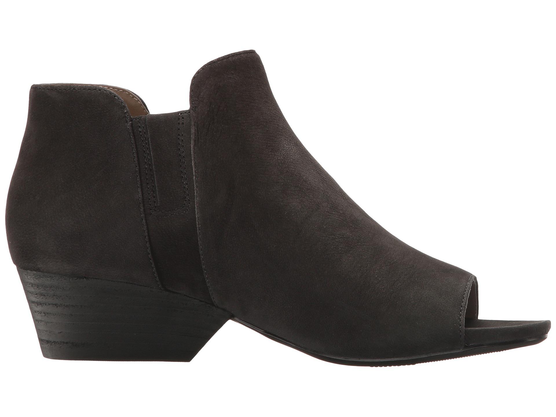 naturalizer peep toe booties