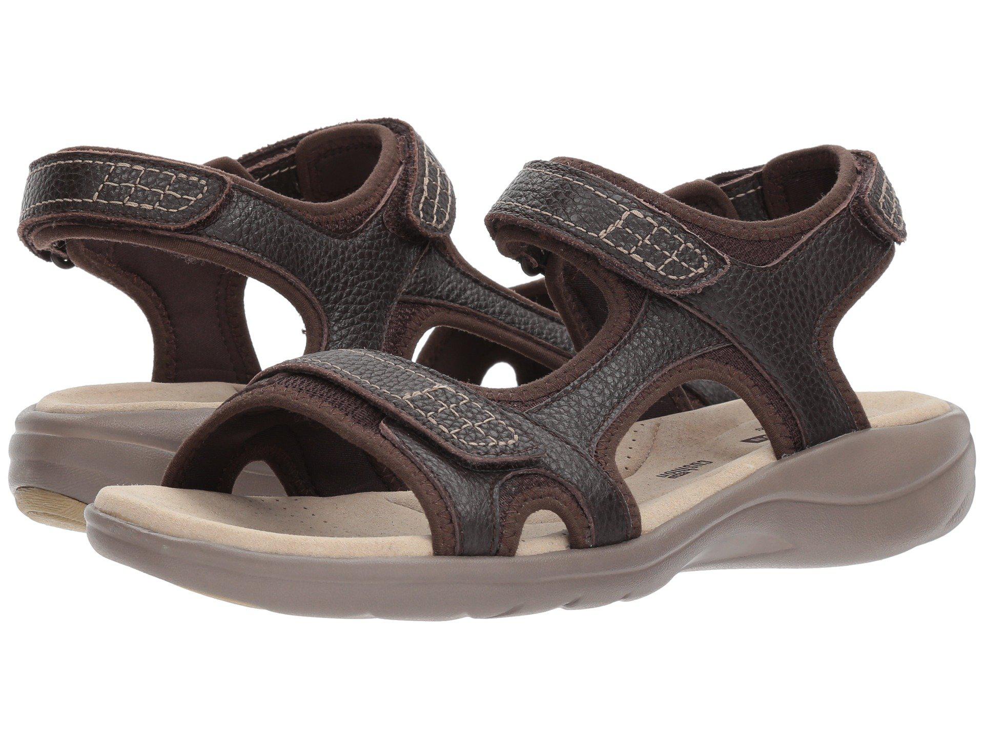 clarks saylie loop sandals