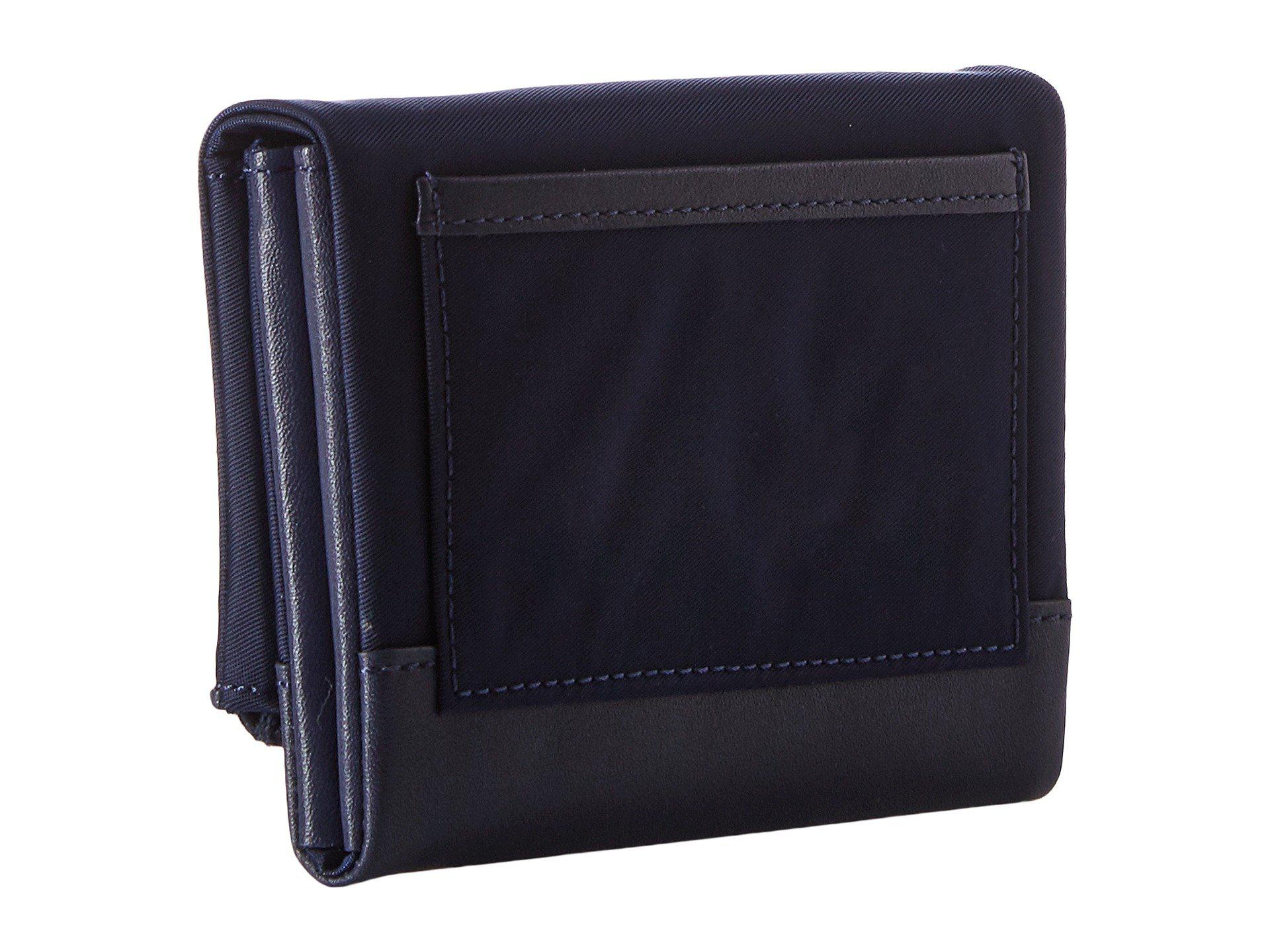 tumi flap card case