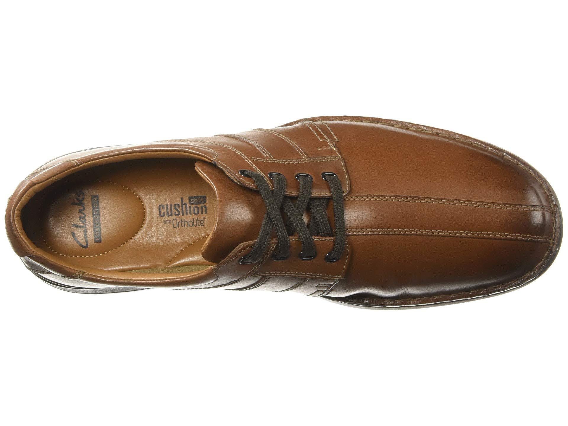 clarks touareg vibe brown