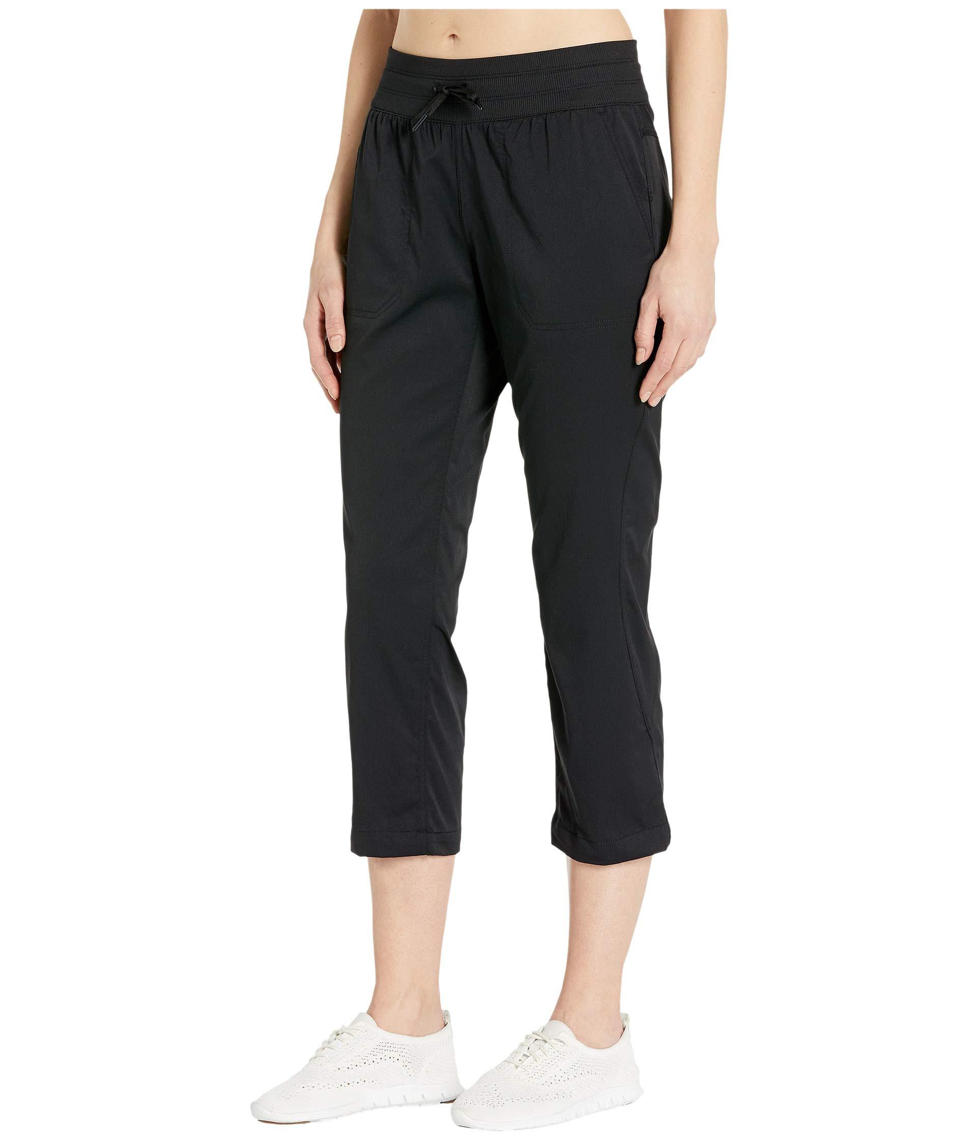 The North Face Synthetic Aphrodite Motion Capris in Black - Lyst