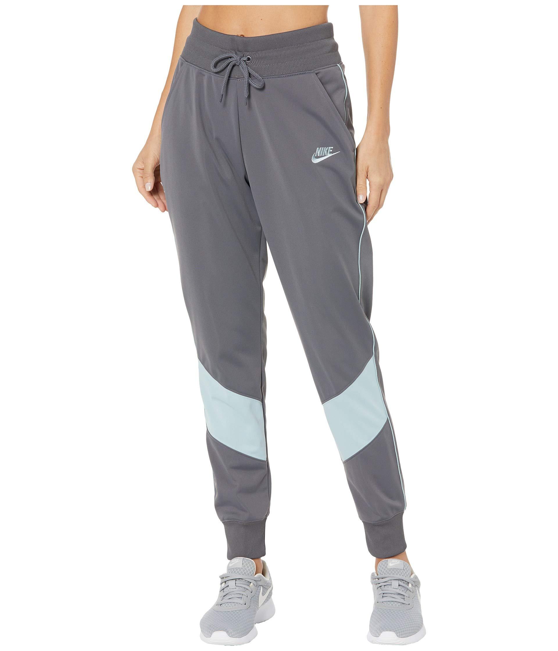 nike heritage poly track pants