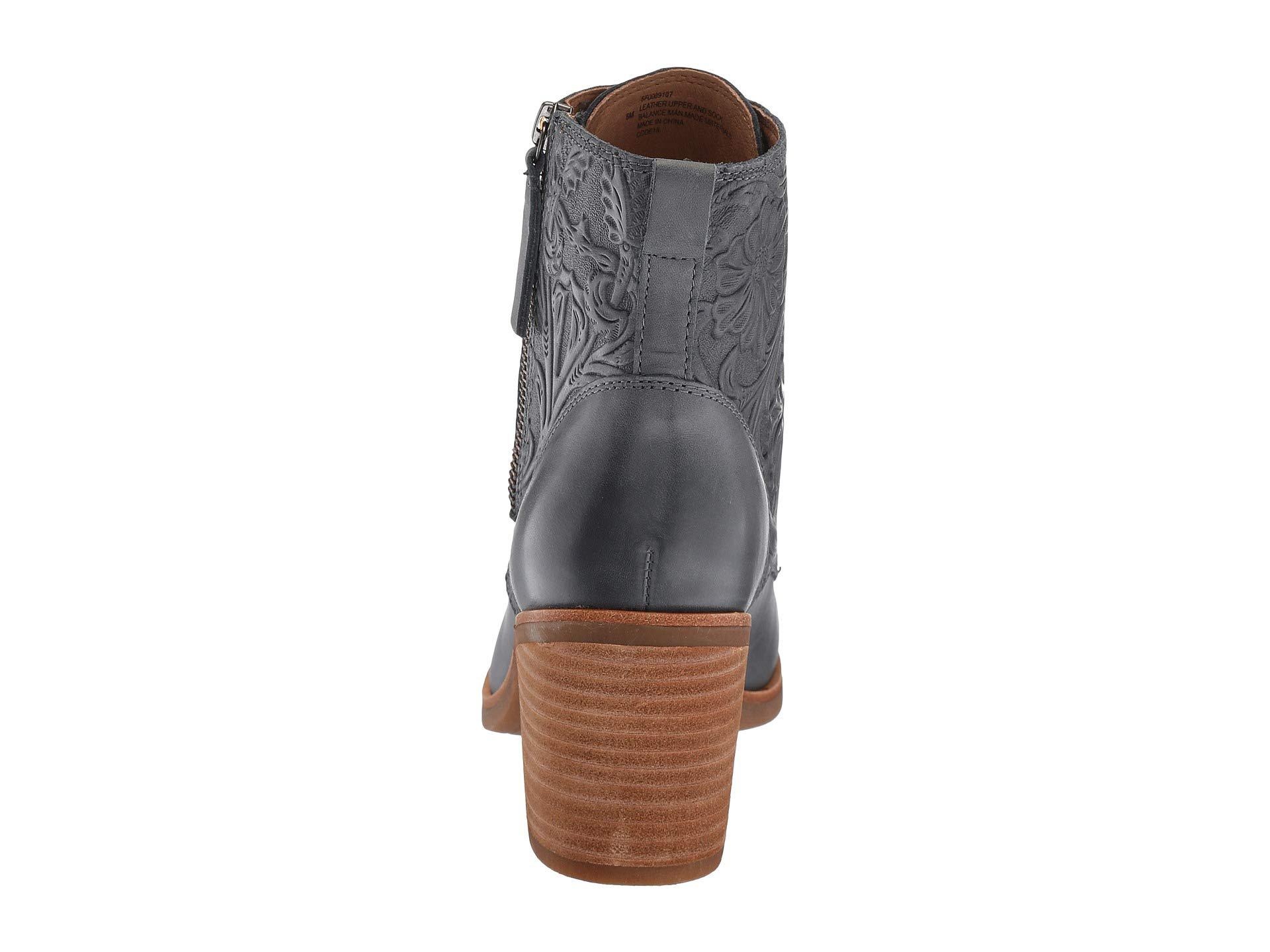 sofft sondra boot