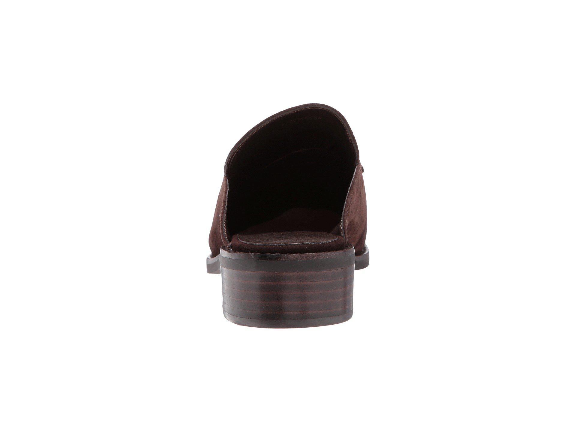 vaneli akela mule