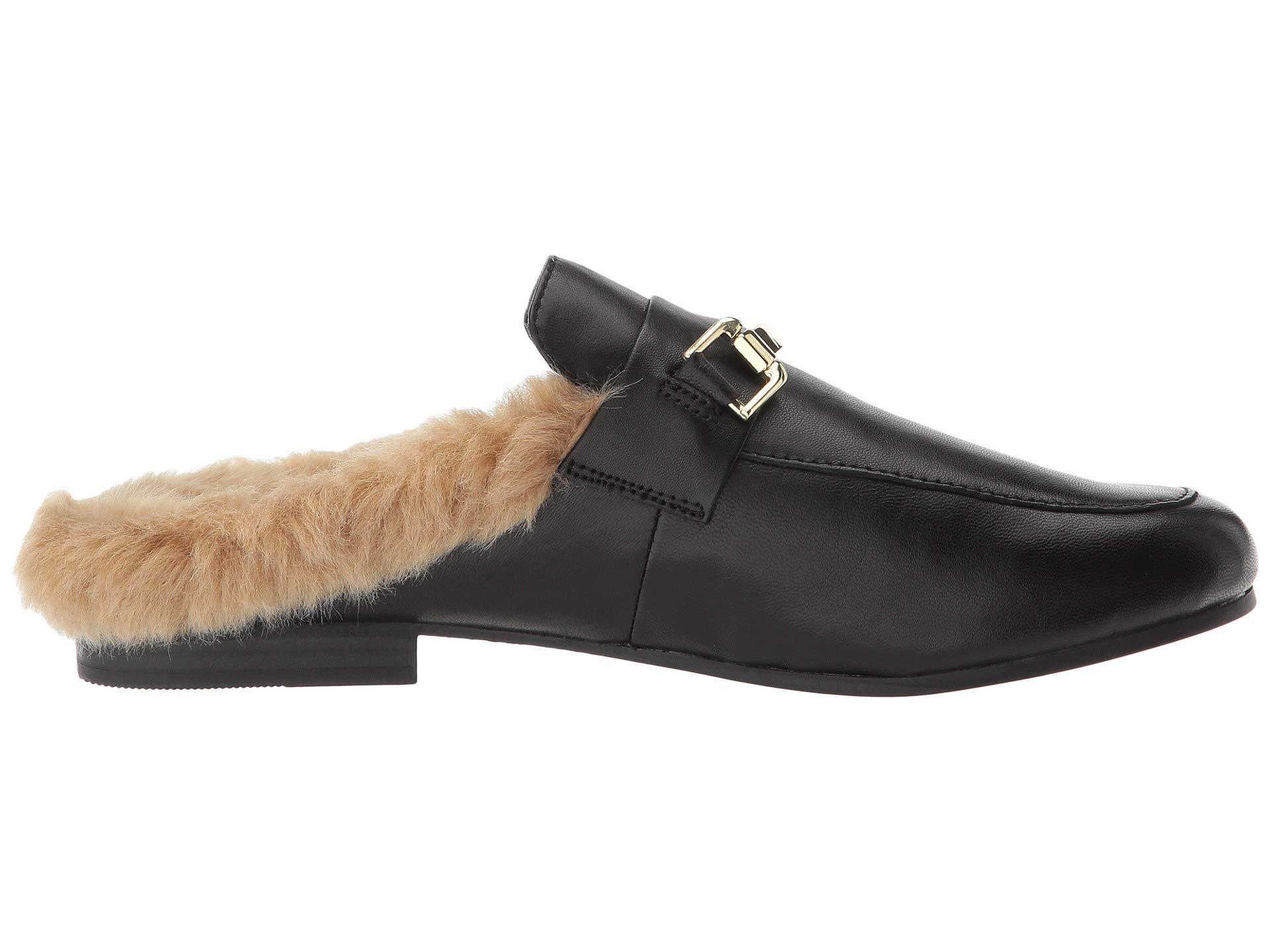 khloe flat mule