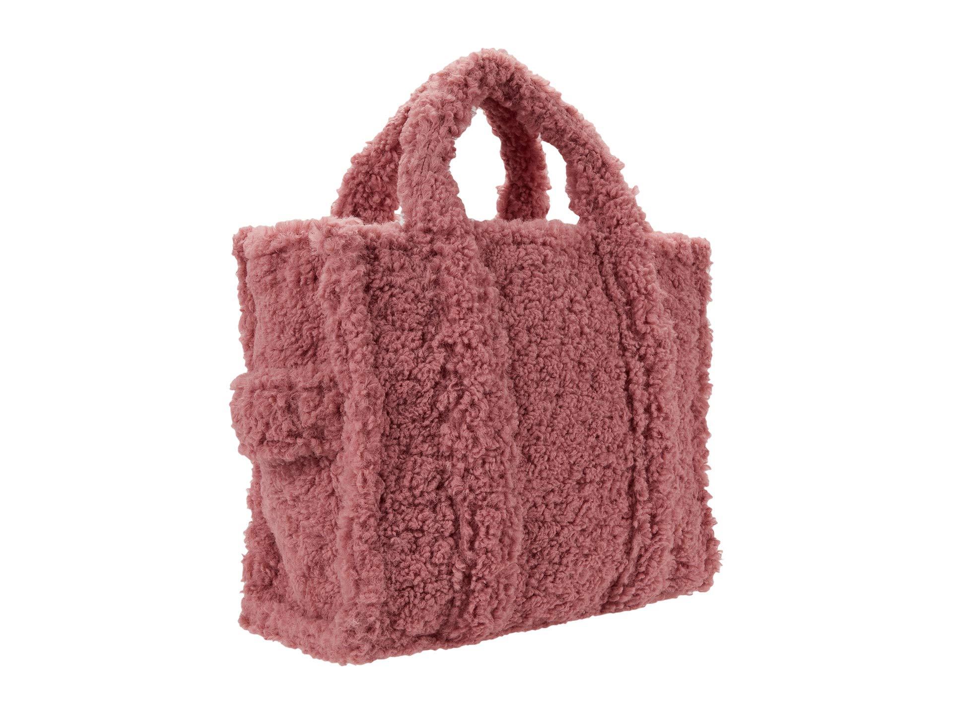 marc jacobs the traveler