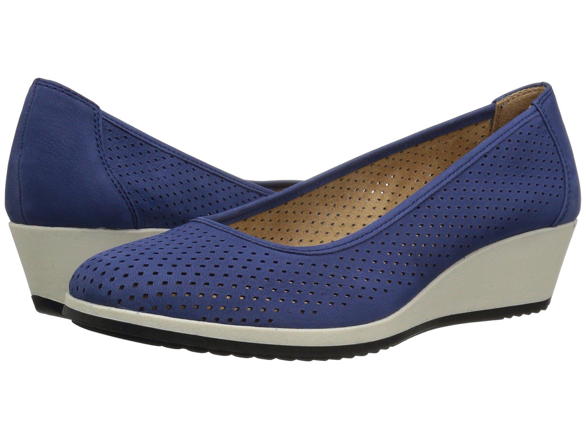 Naturalizer betina 2 perforated wedges Clearance