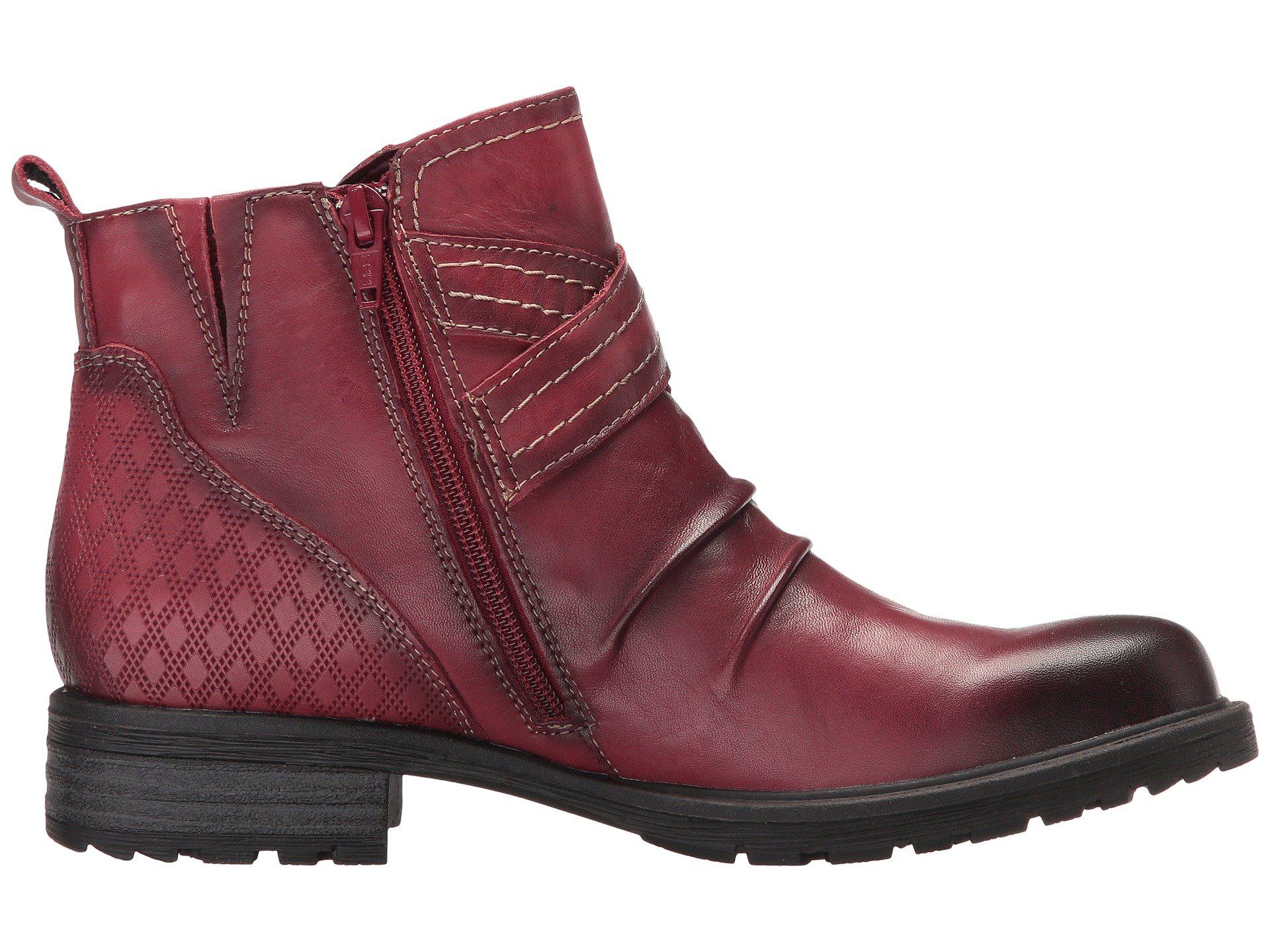 earth laurel bootie