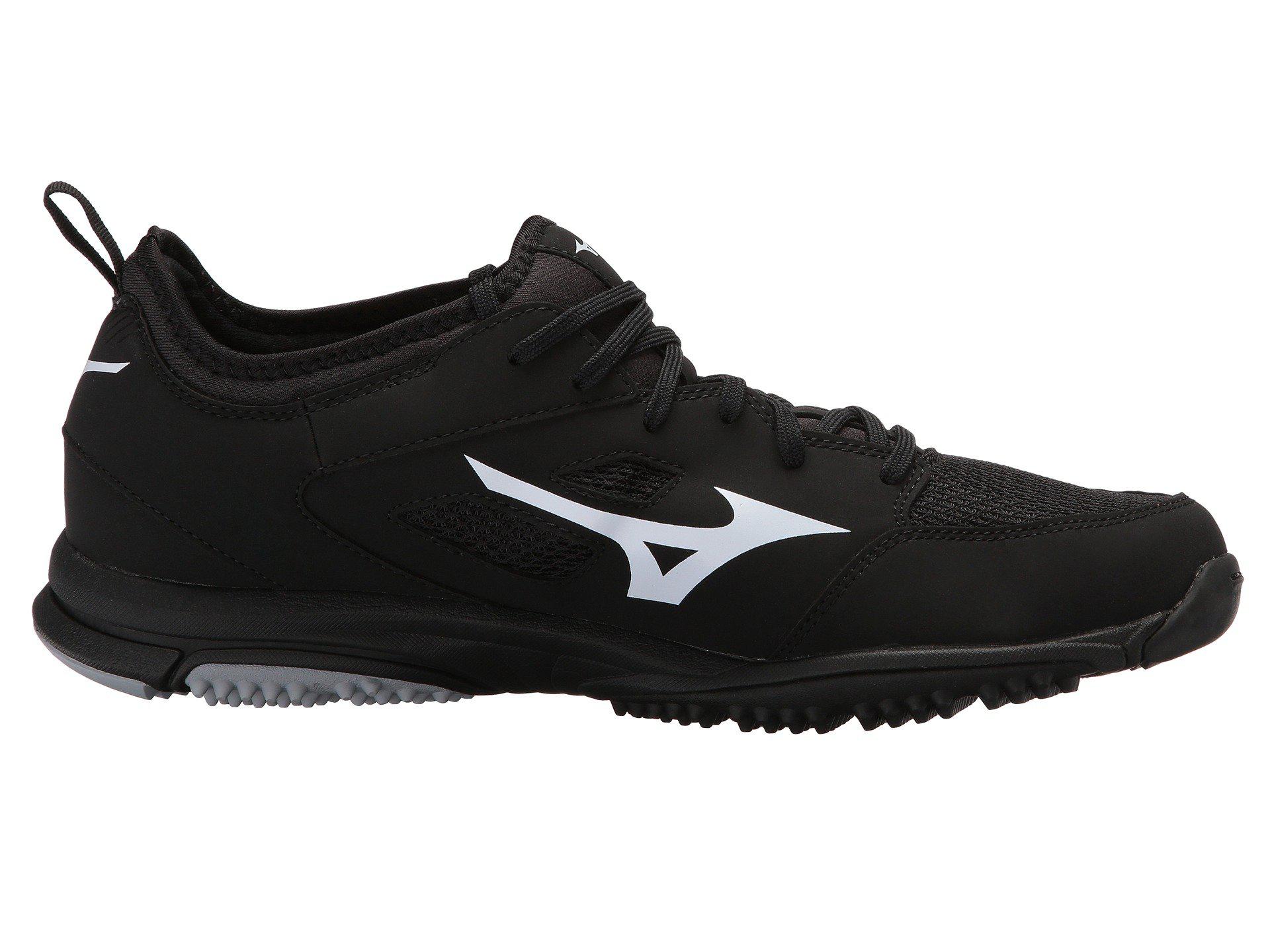 mizuno baseball coaching shoes