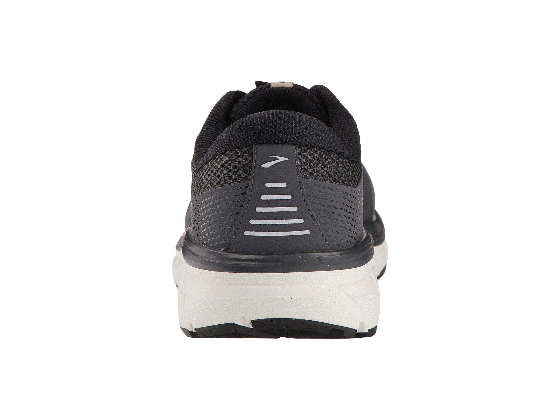 brooks dyad 10 mens white