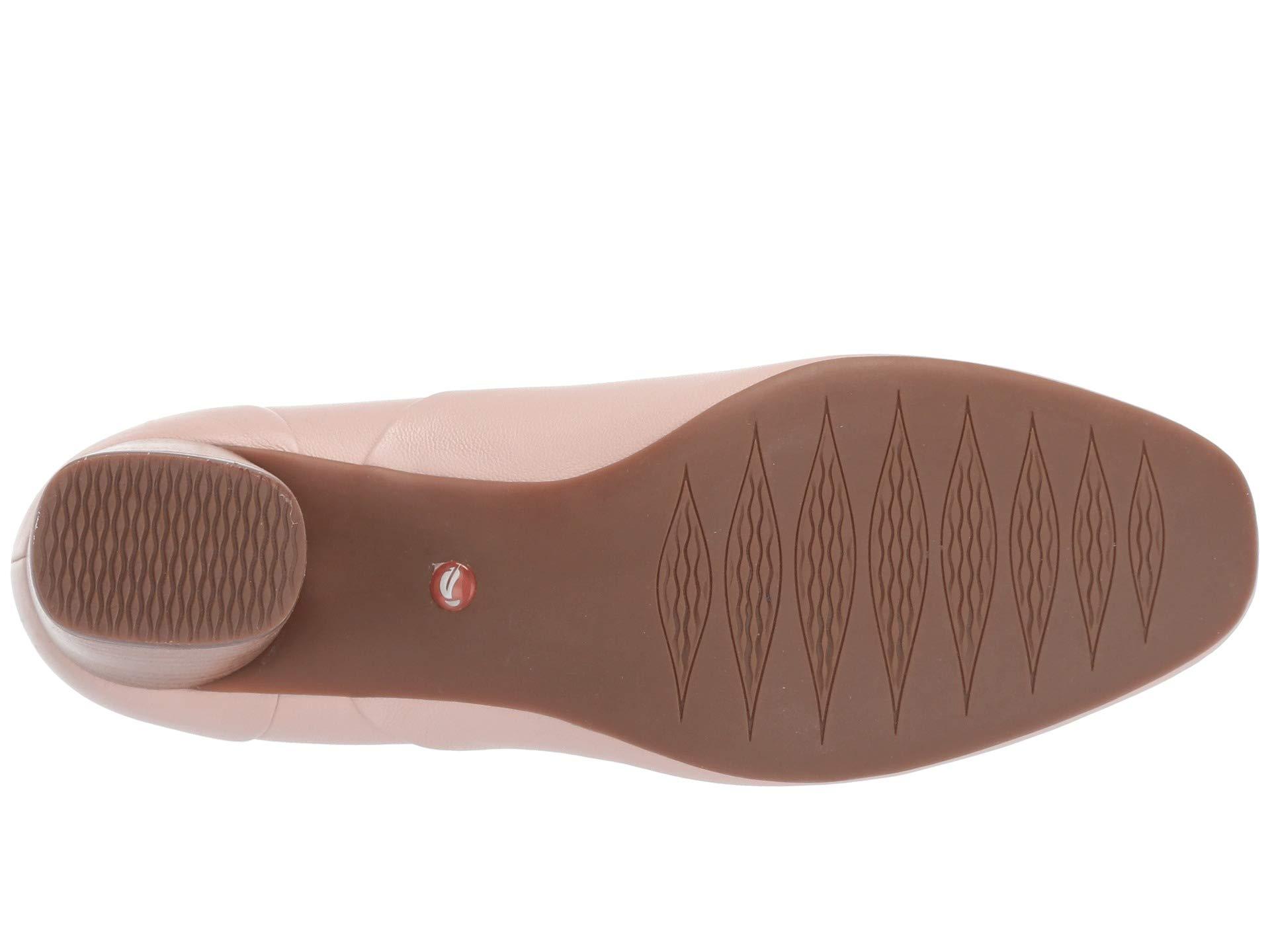 clarks women's un cosmo step pump