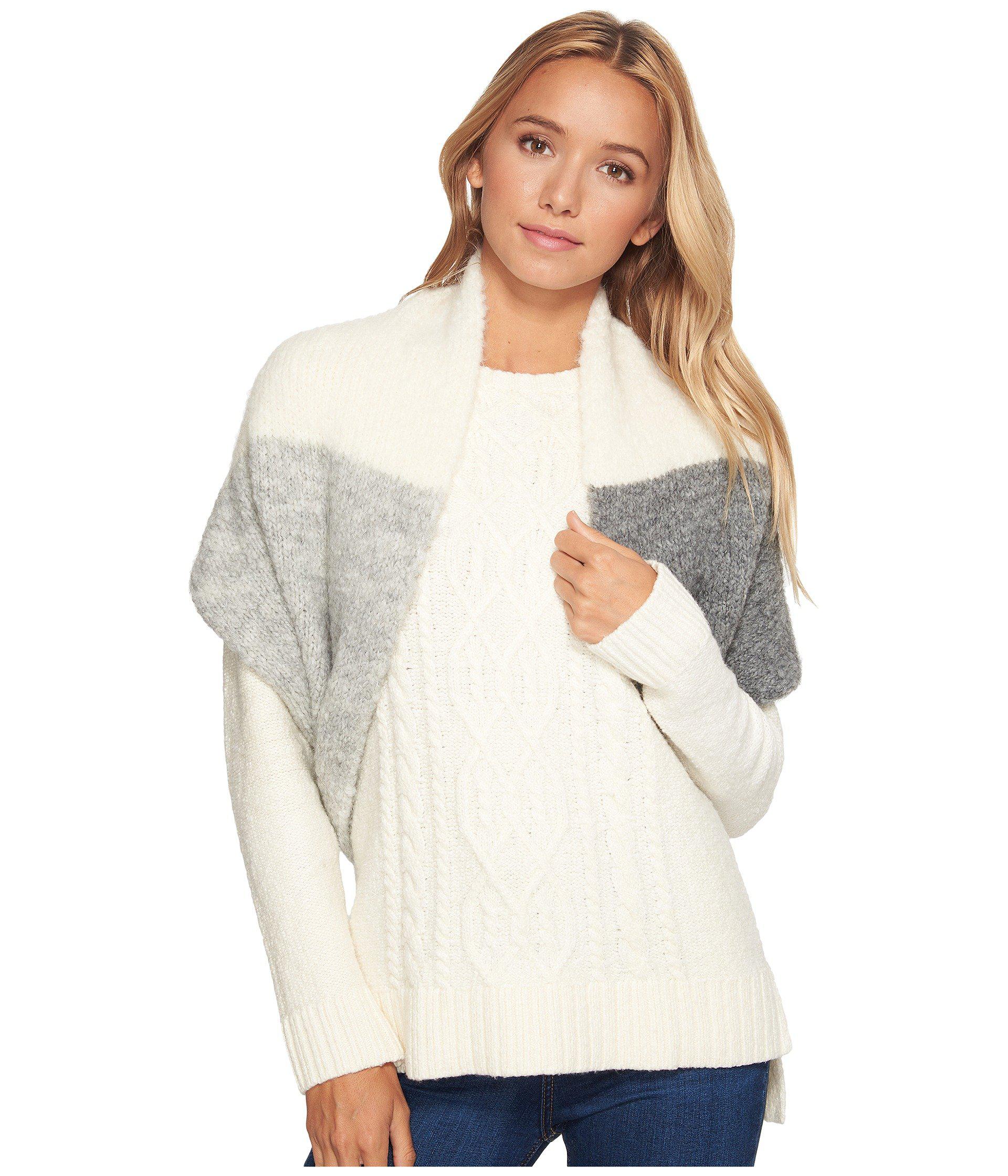 UGG Synthetic Three Color Lofty Infinity Scarf in Gray Lyst